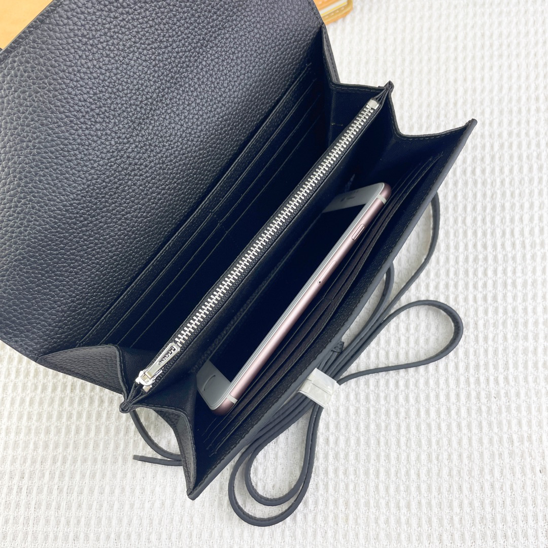 Hermes H538-2 Togo Leather Shoulder Crossbody Bag - Image 9