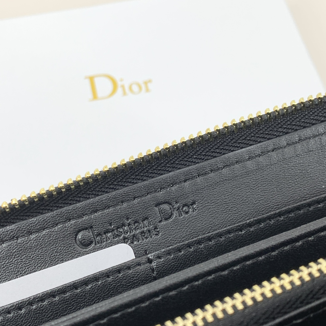 Dior D628 Leather Bag – Black and Pink - Image 9
