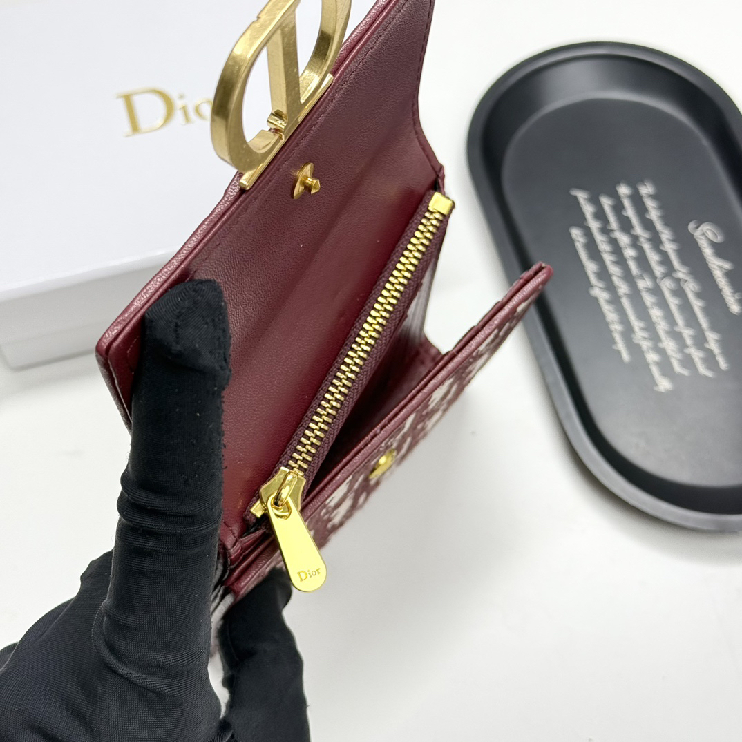 Dior Multifunctional Small Leather Wallet - Image 9