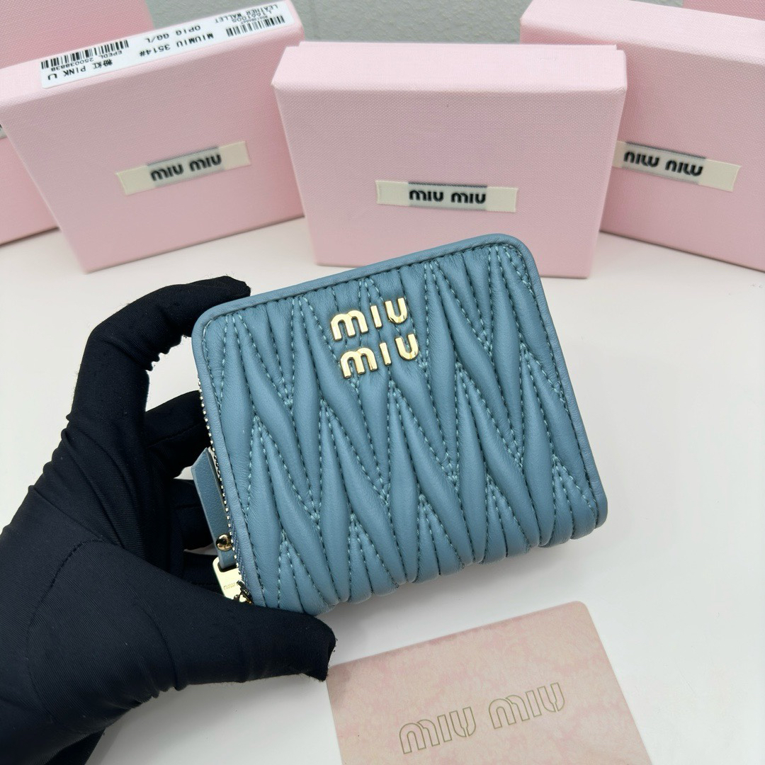 Miu Miu Lambskin Wallet 3511 - Image 9