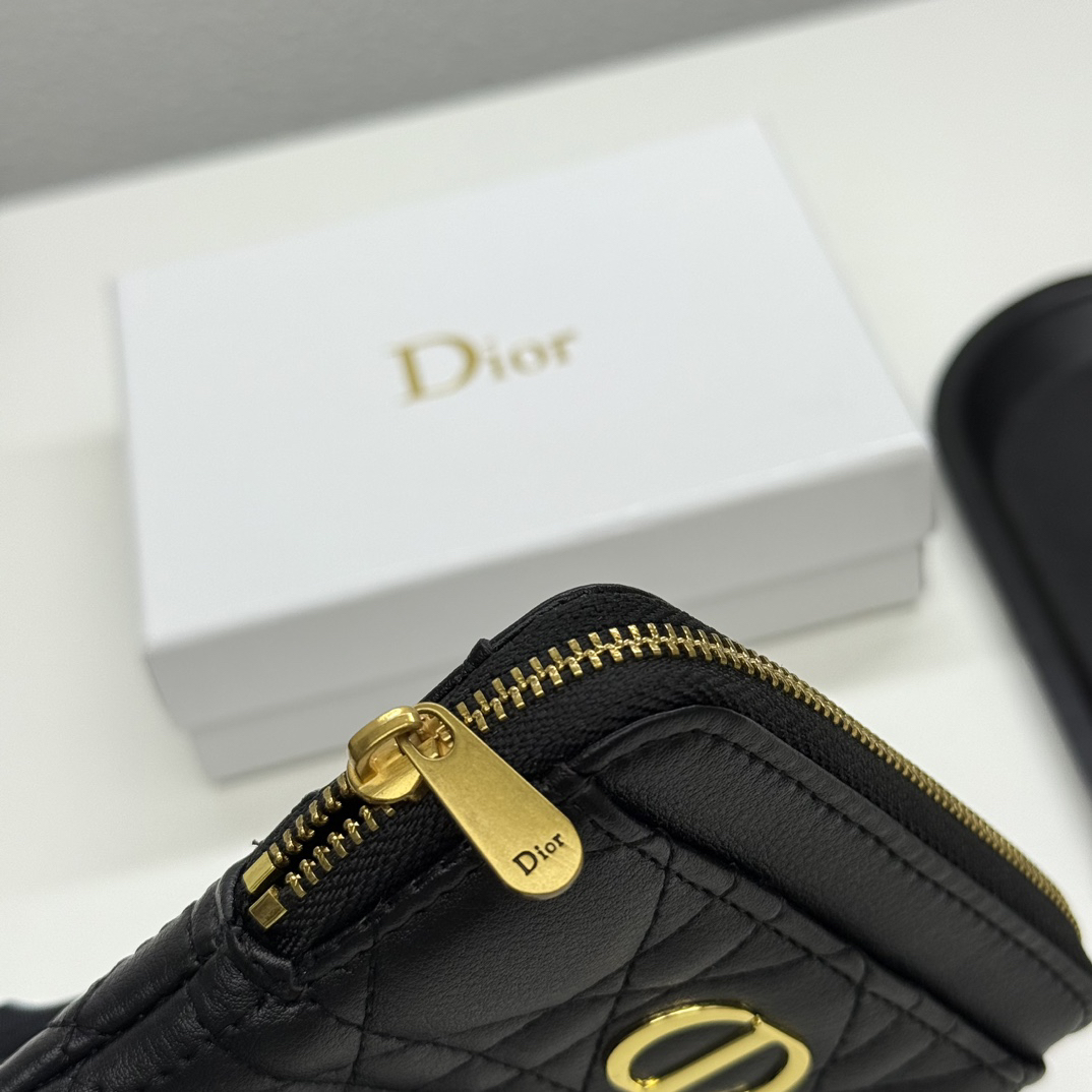 Dior F10 Leather Bag - Image 9