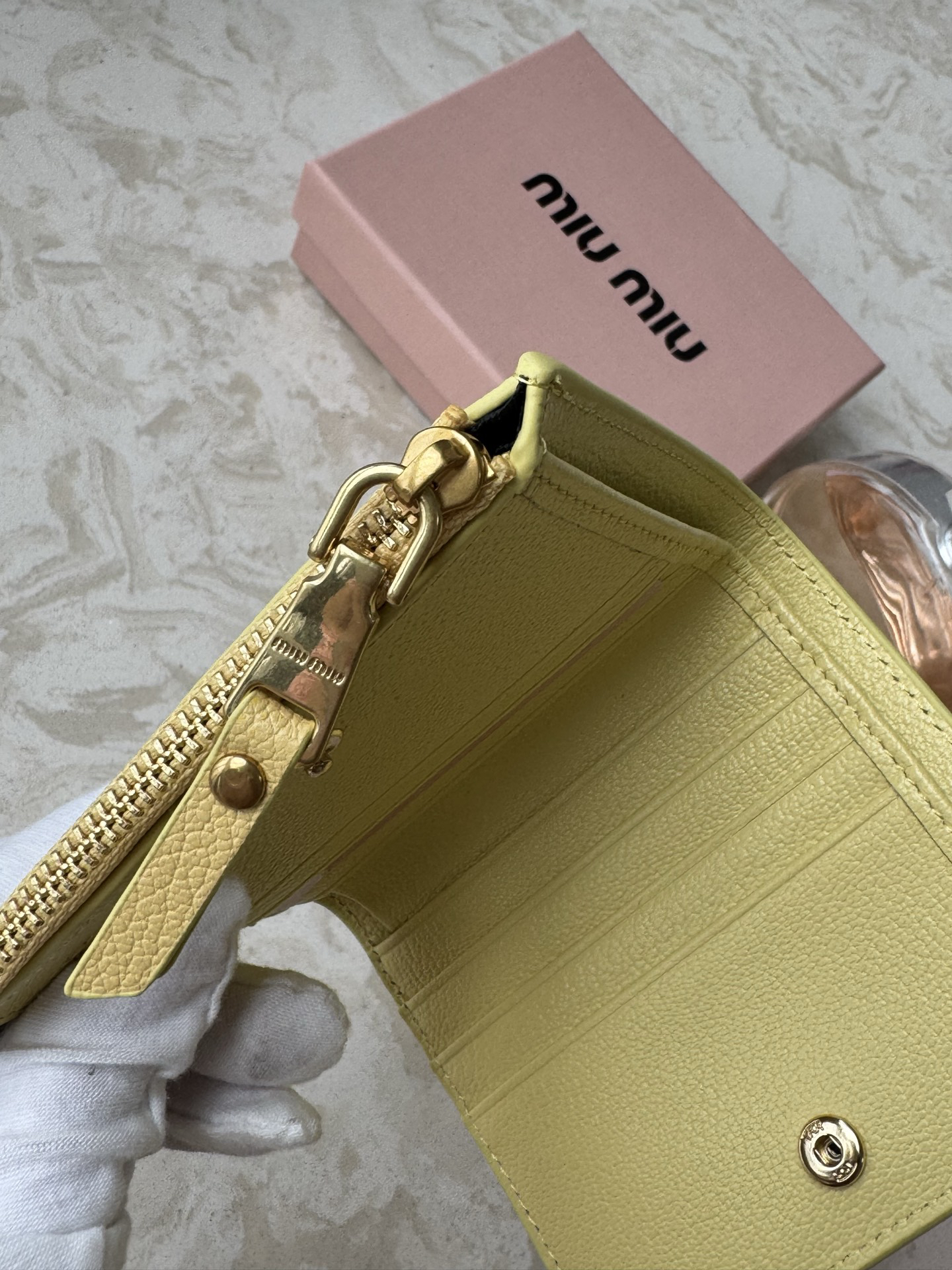 Miu Miu Slim Leather Wallet - Image 9