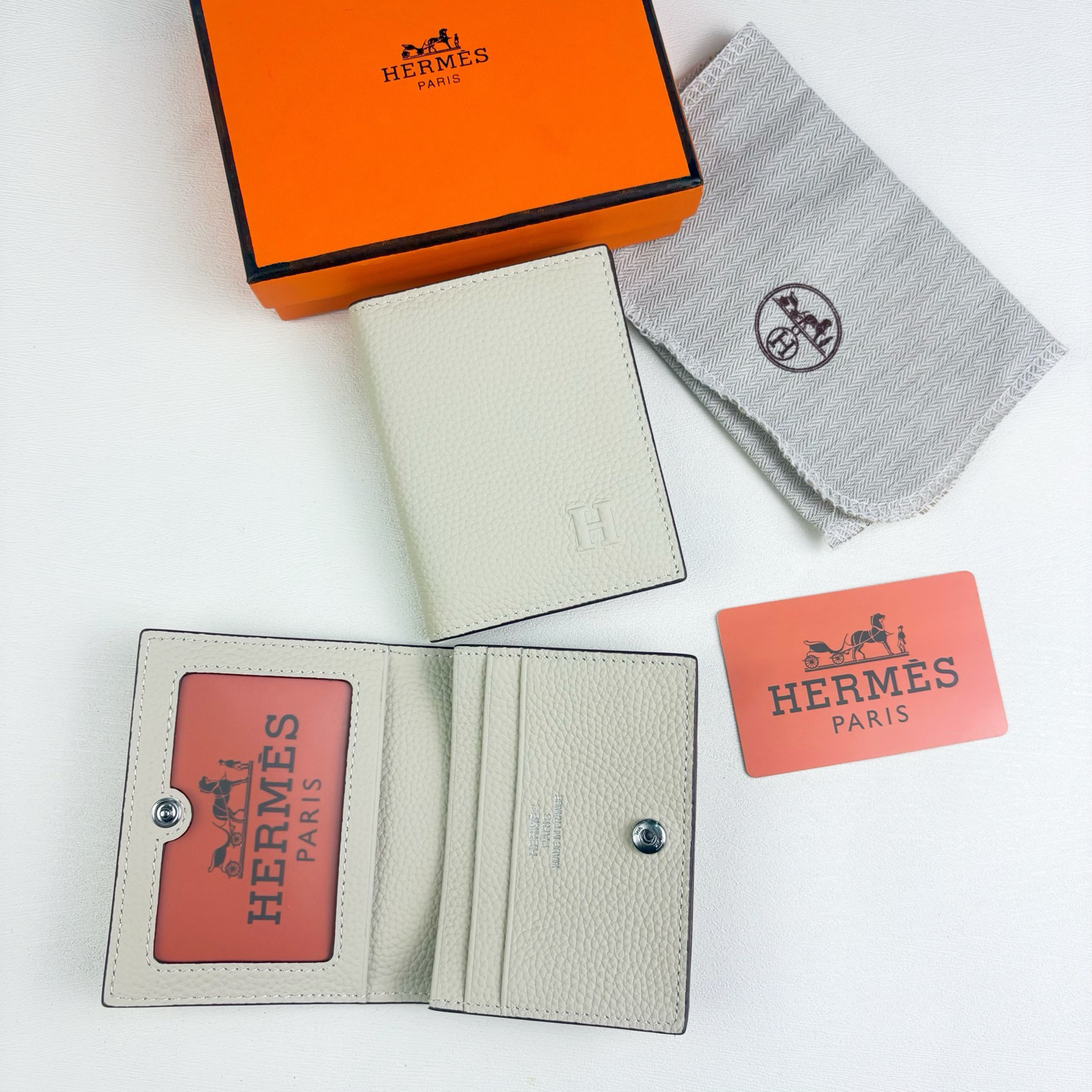 Hermès Togo Leather Card Holder - Image 9