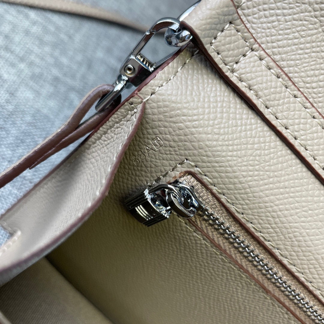 Hermes Kelly Pebbled Leather Shoulder Crossbody Bag - Image 9