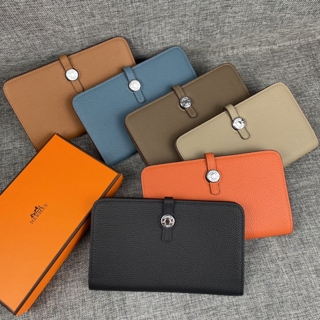 Hermès Dogon Duo Detachable Wallet - Image 9