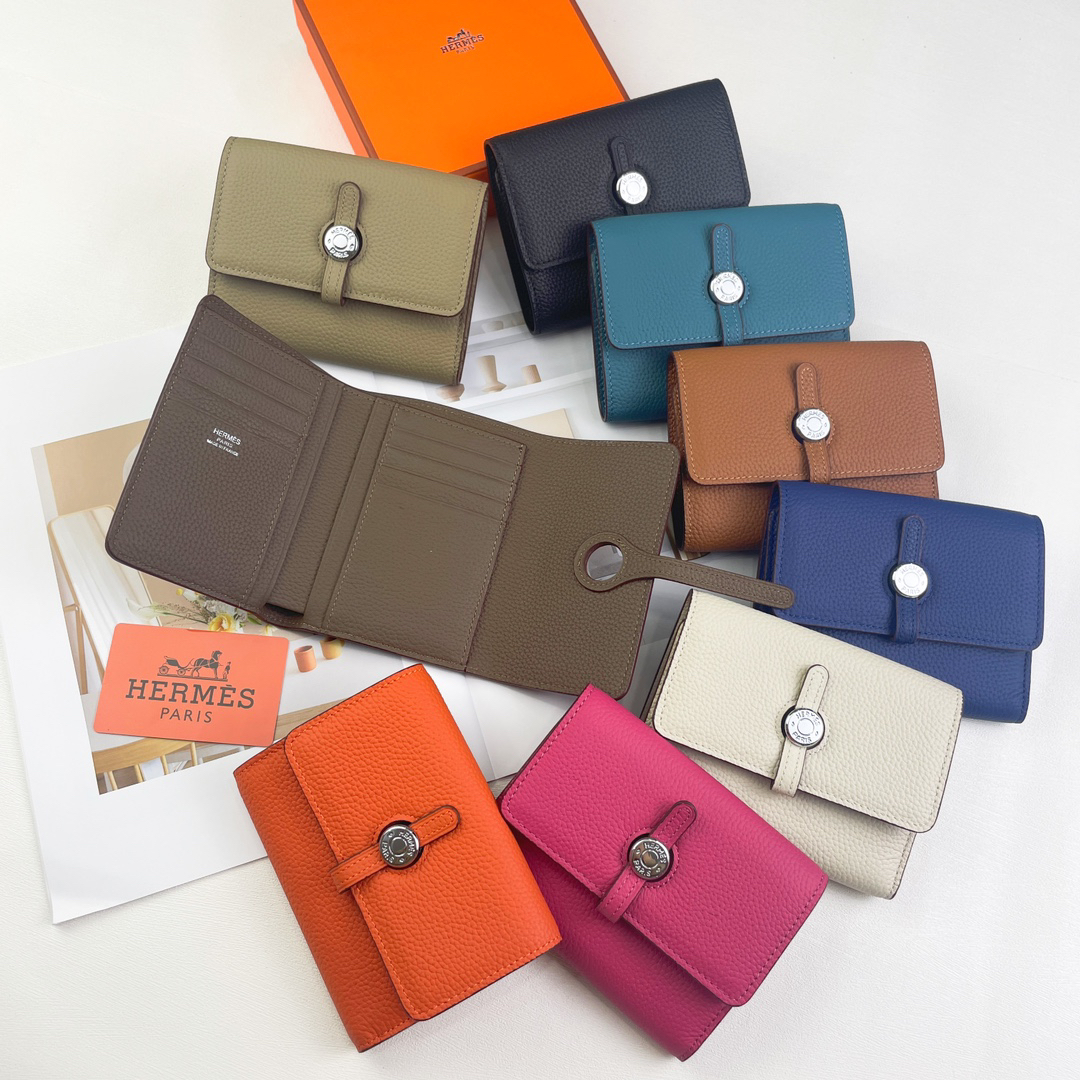 Hermès H230 Wallet in Togo Calfskin - Image 9