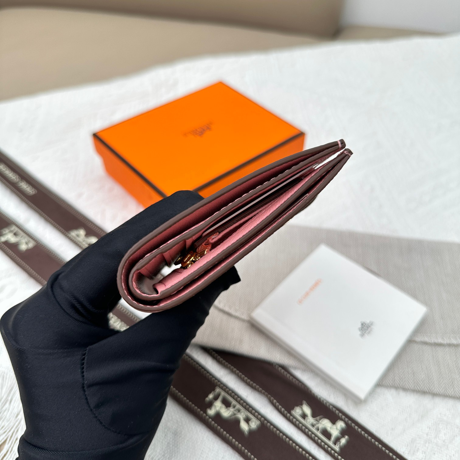 Hermes Palm-Pattern Leather Wallet with Gold-Tone Hardware - Image 9