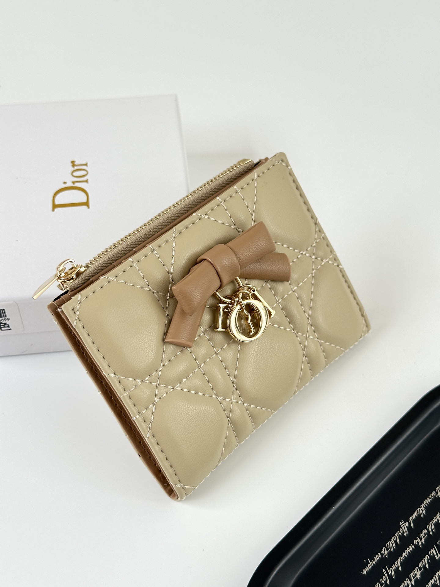 Dior M117 Lambskin Coin Purse - Image 9