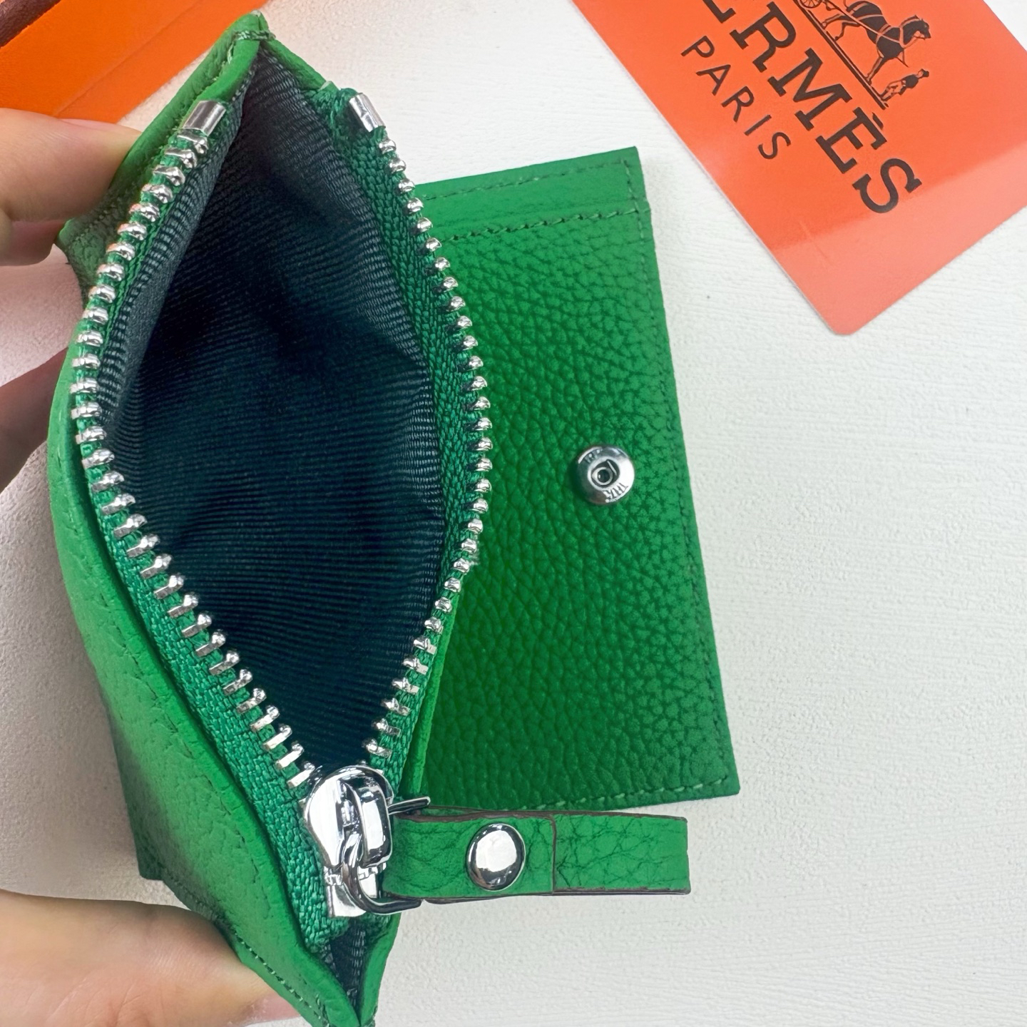 Hermès Silk'in Togo Leather Wallet - Image 9