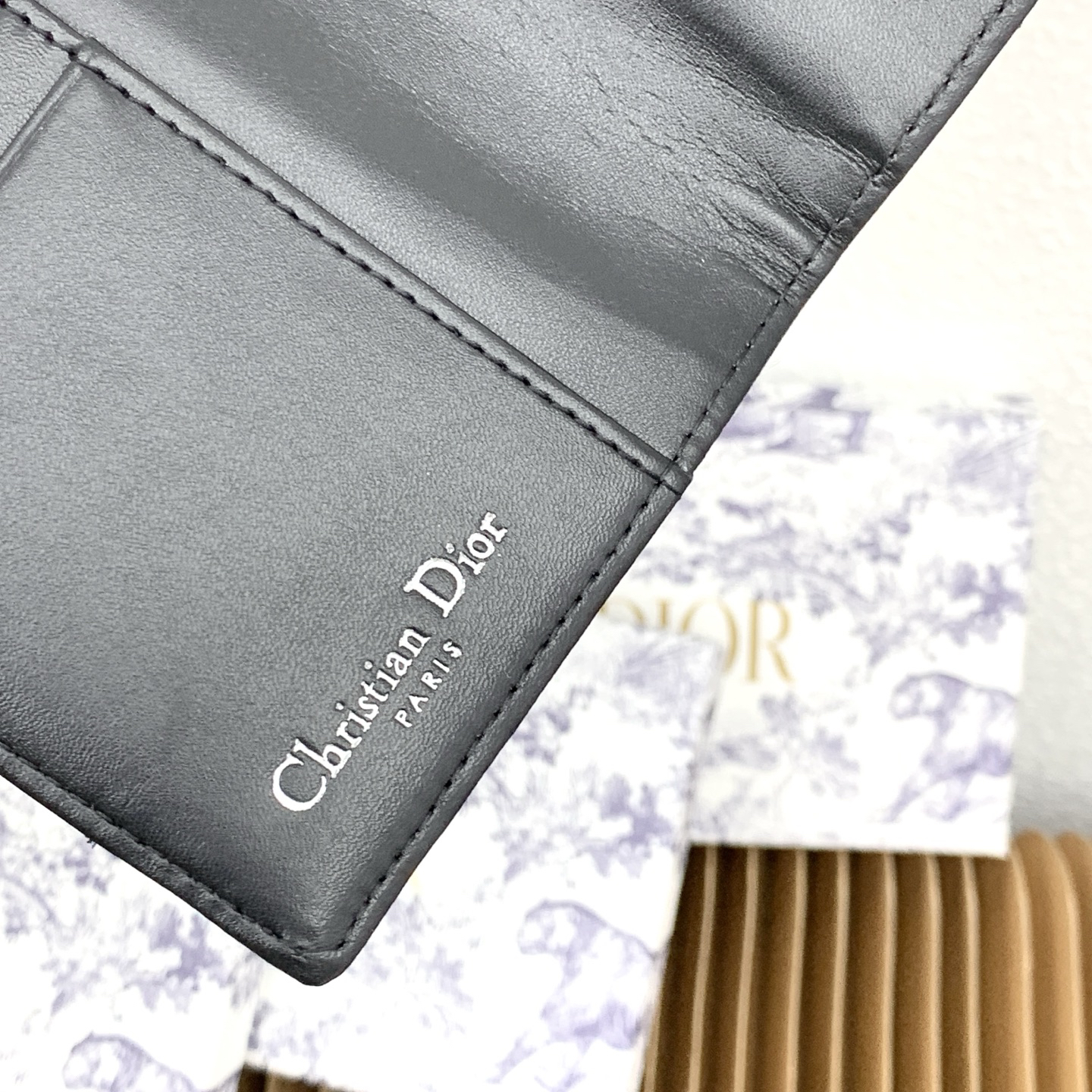 Dior Oblique Passport Holder - Image 9