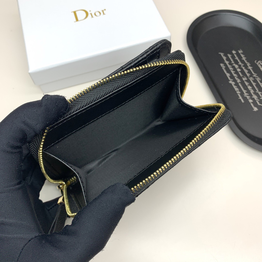 Dior Leather Wallet - Image 9