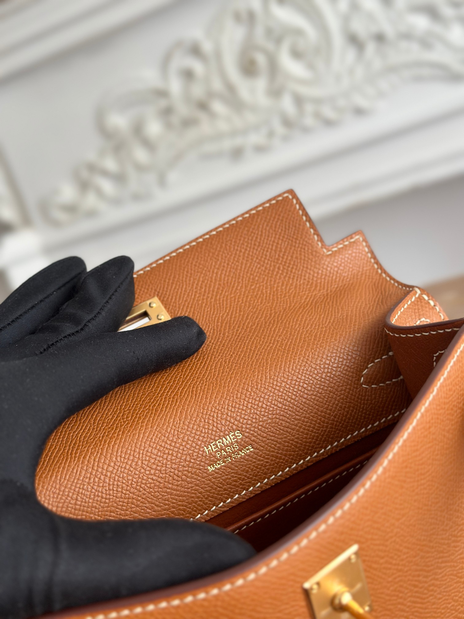 Hermès Kelly Mini Pouch Handbag - Image 9