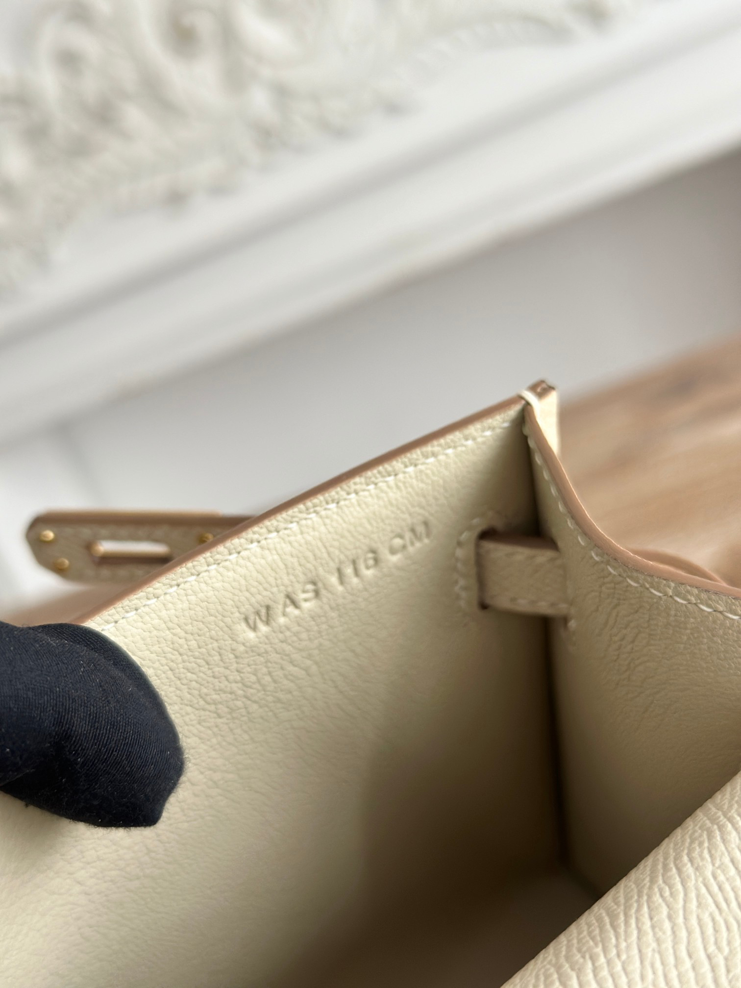 Hermès Kelly Mini Pochette Handbag - Image 9