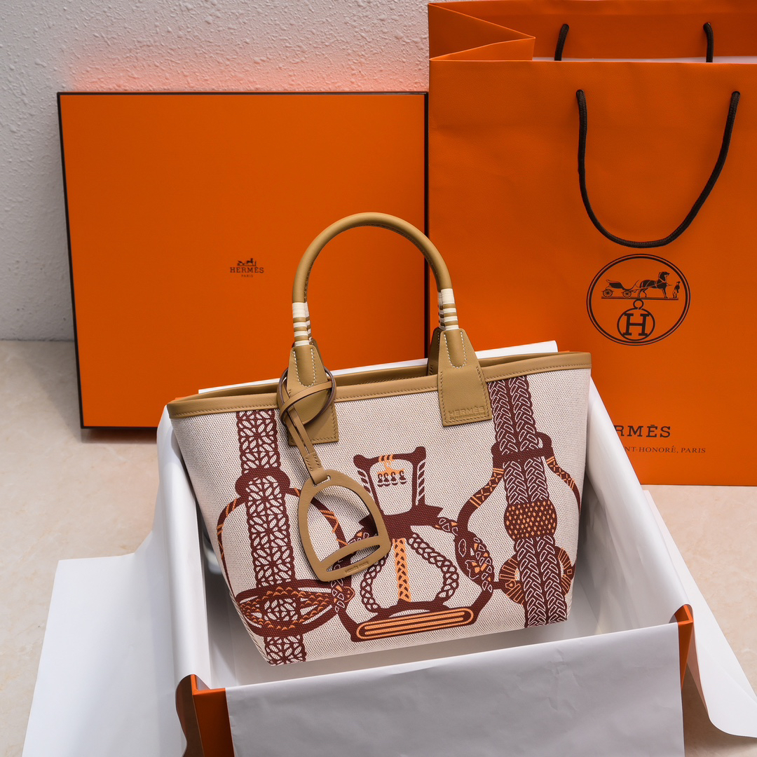 Hermes Steeple Tote Bag - Image 9