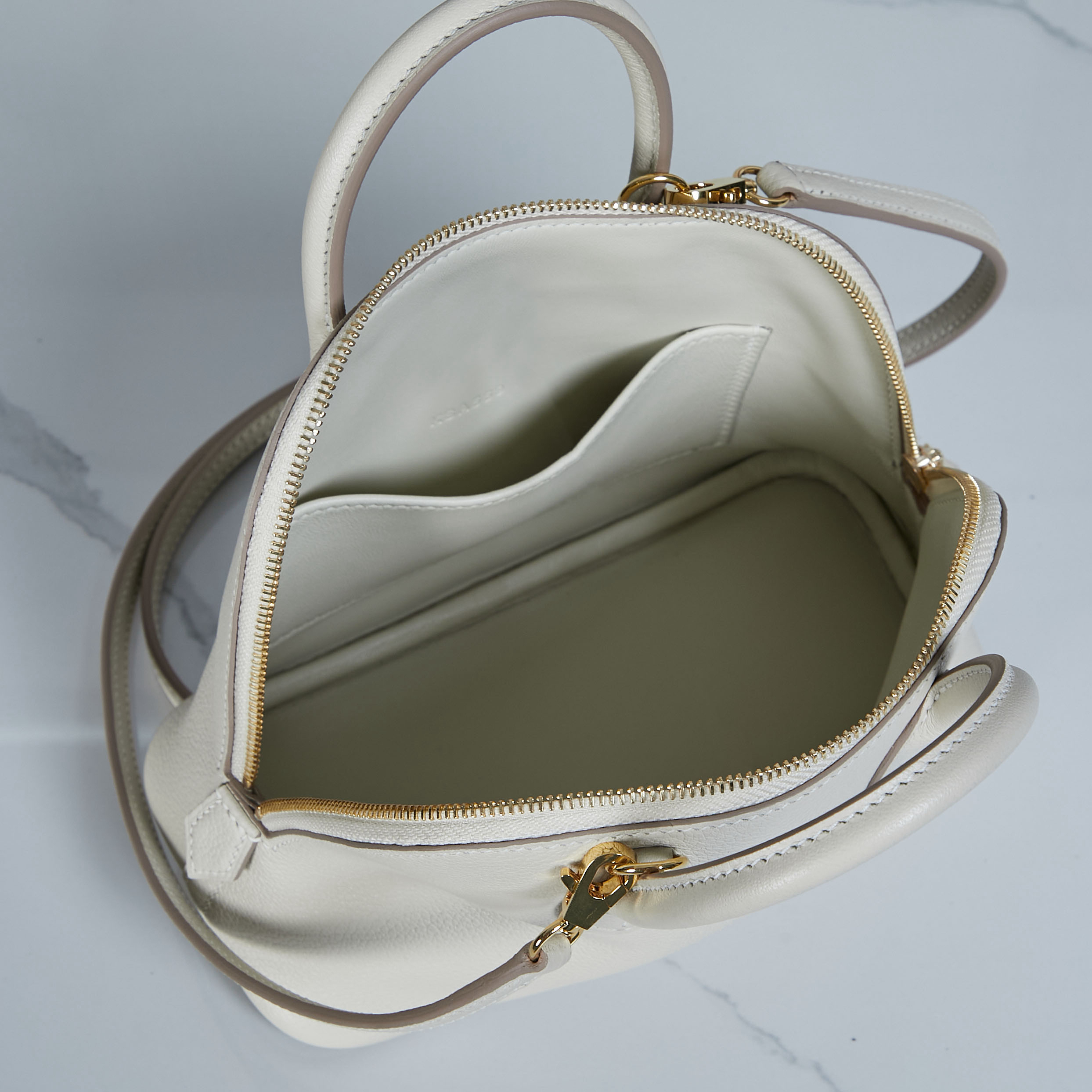 Hermès Bolide Handbag 19 cm in Evercolor Calfskin - Image 9