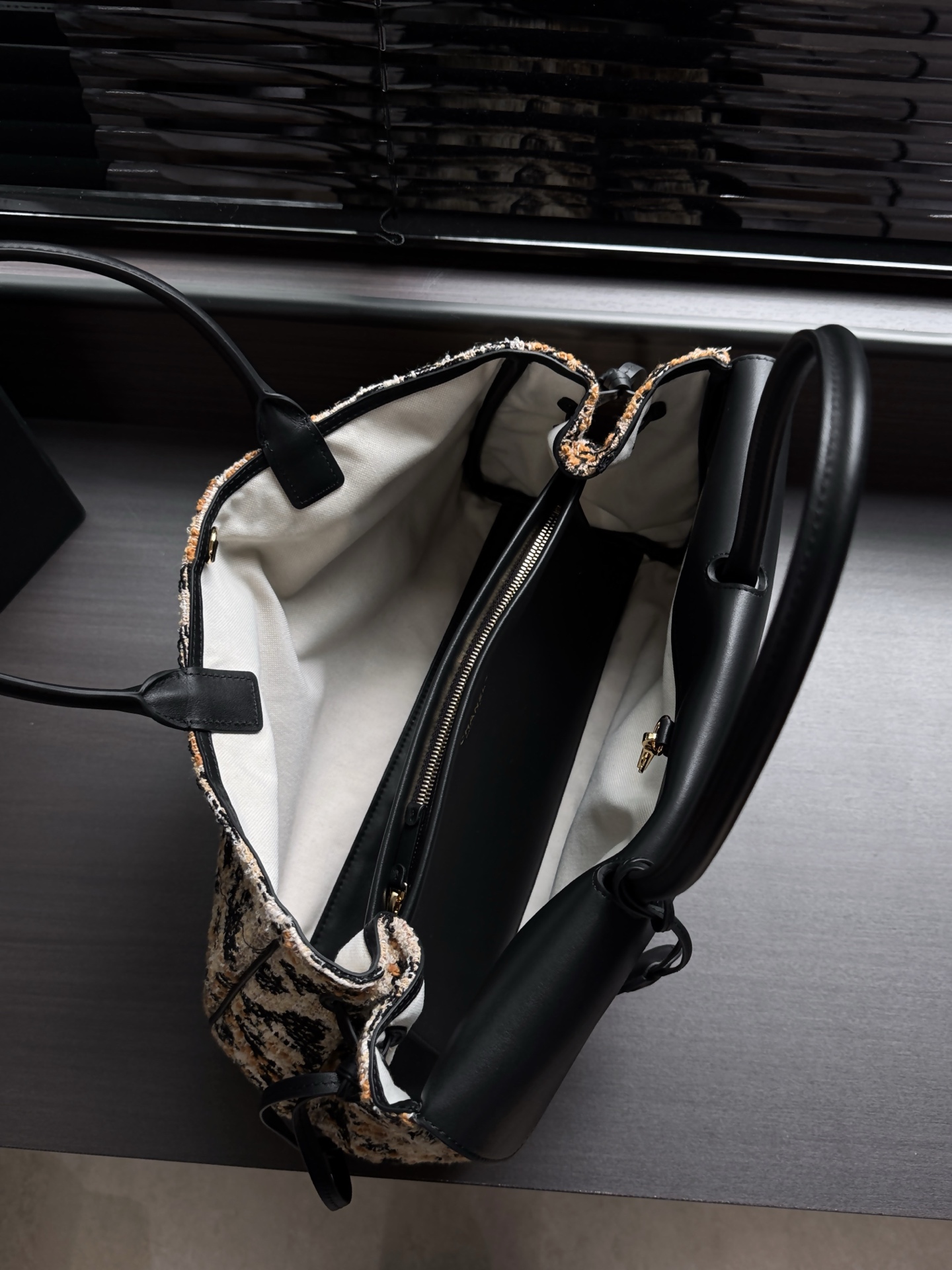 Chanel 26A Métiers d’Art Leopard-Print Baguette Handbag - Image 9