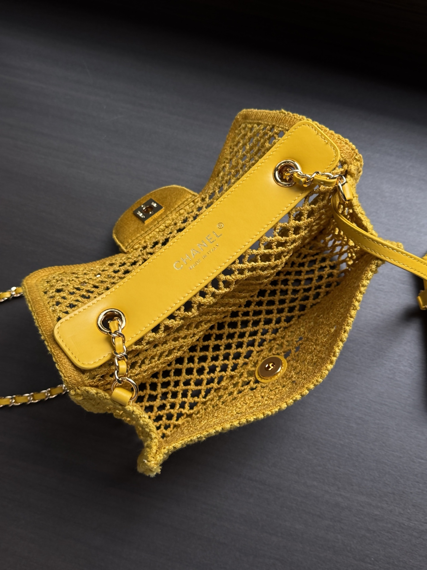 Chanel Woven Chain Bag AS6157 - Image 9