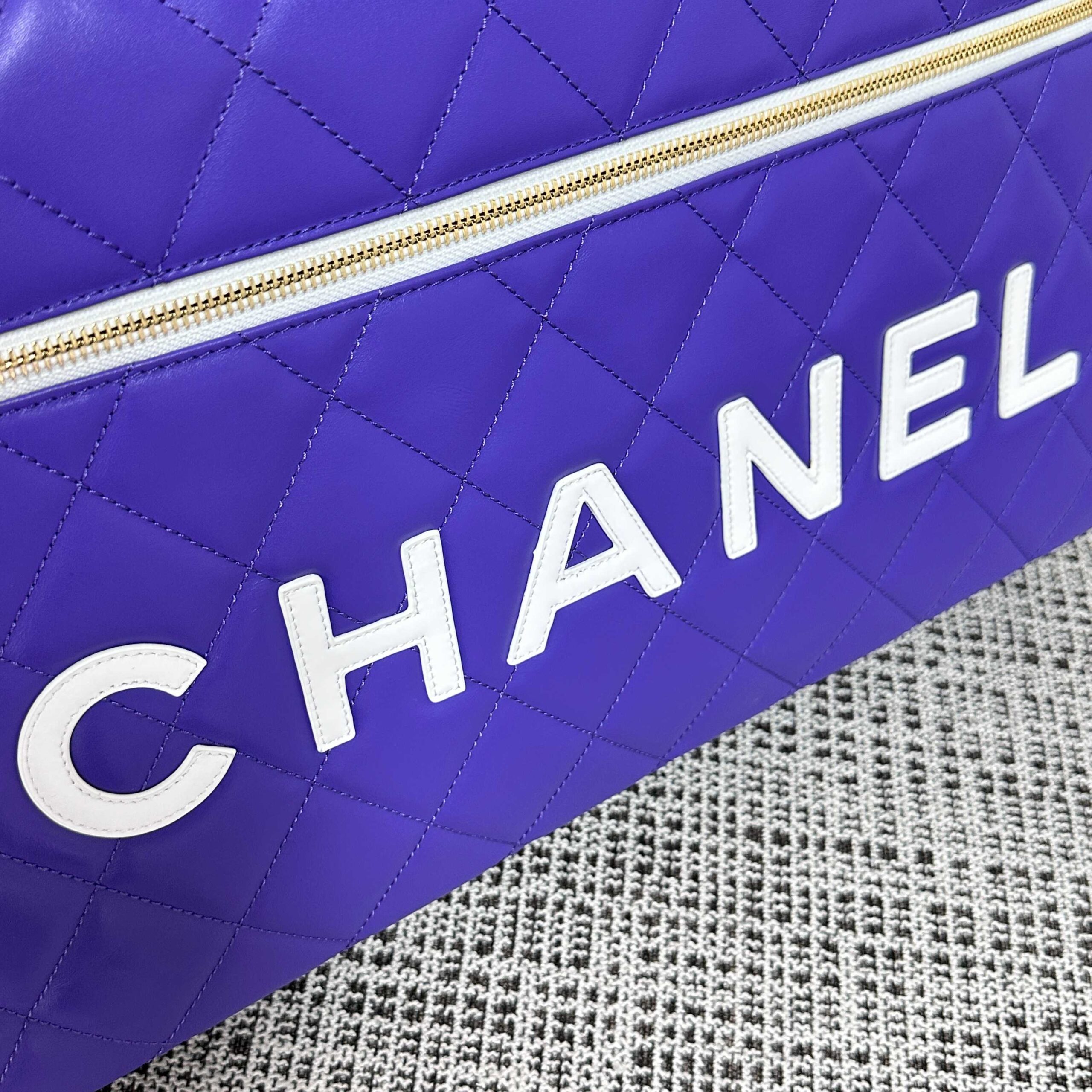 Chanel Vintage Bowling Boston Travel Bag - Image 9