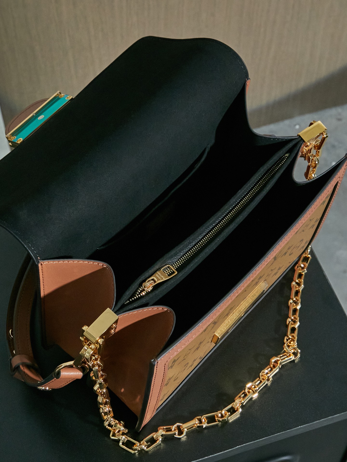 Louis Vuitton Mini Dauphine Handbag M44580 / 45959 - Image 9