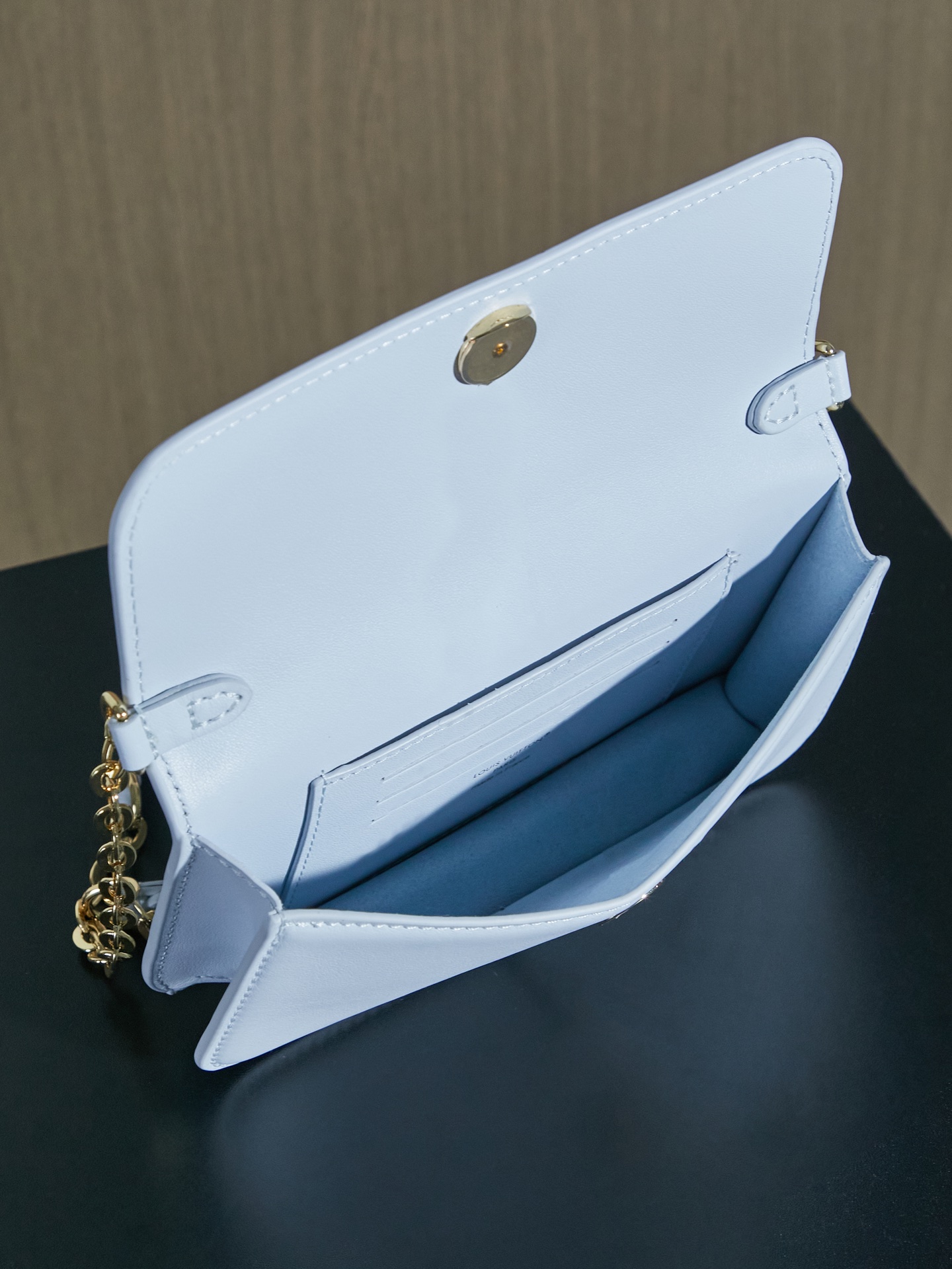 Louis Vuitton LV Bloom Wallet on Chain Handbag - Image 9