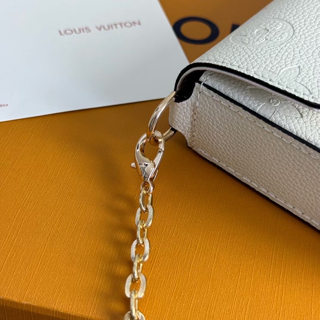 Louis Vuitton Félicie Pochette Three-in-One Chain Clutch - Image 9