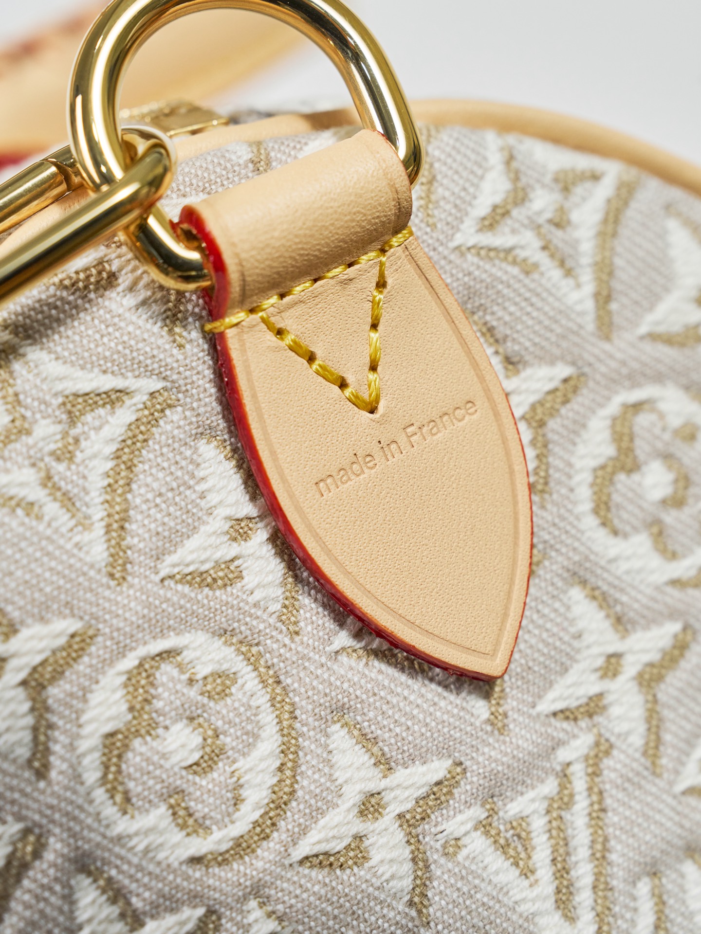 Louis Vuitton Sedy Soft 30 Handbag - Image 9