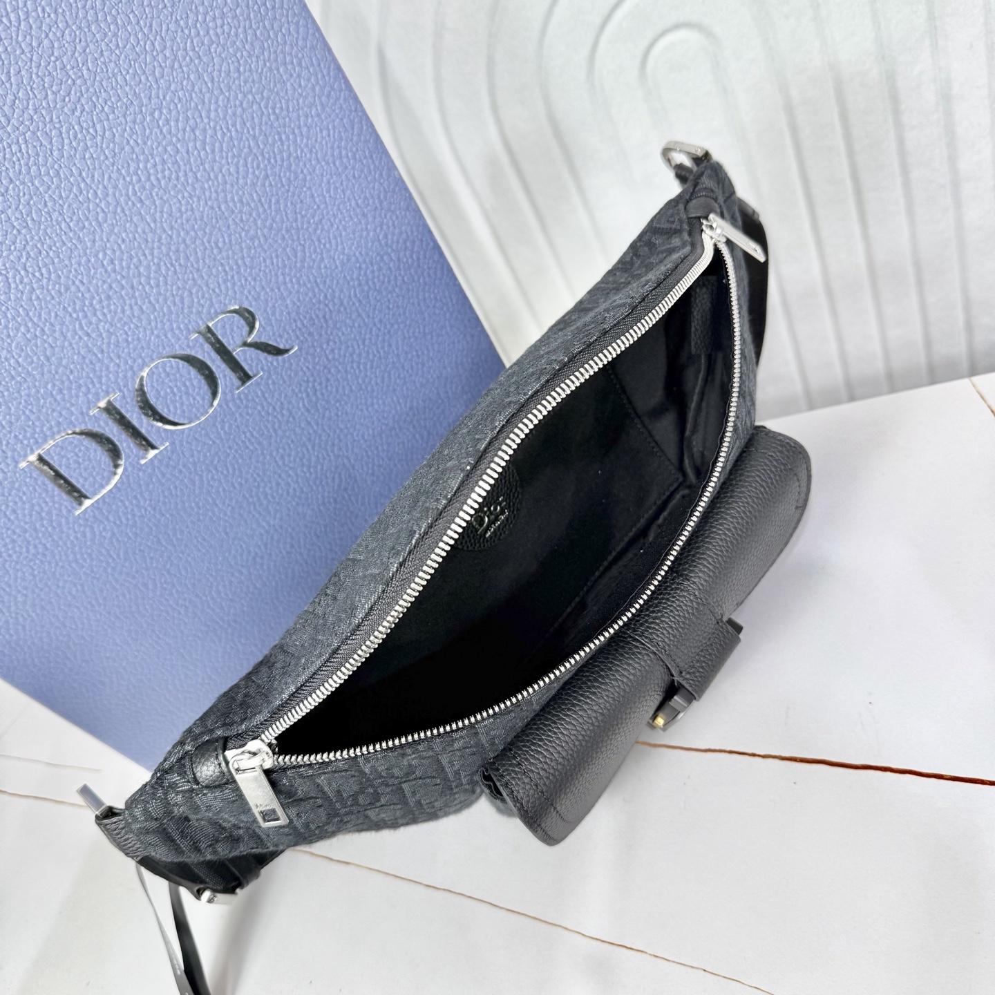 Dior Heritage Saddle Belt Bag - Image 9