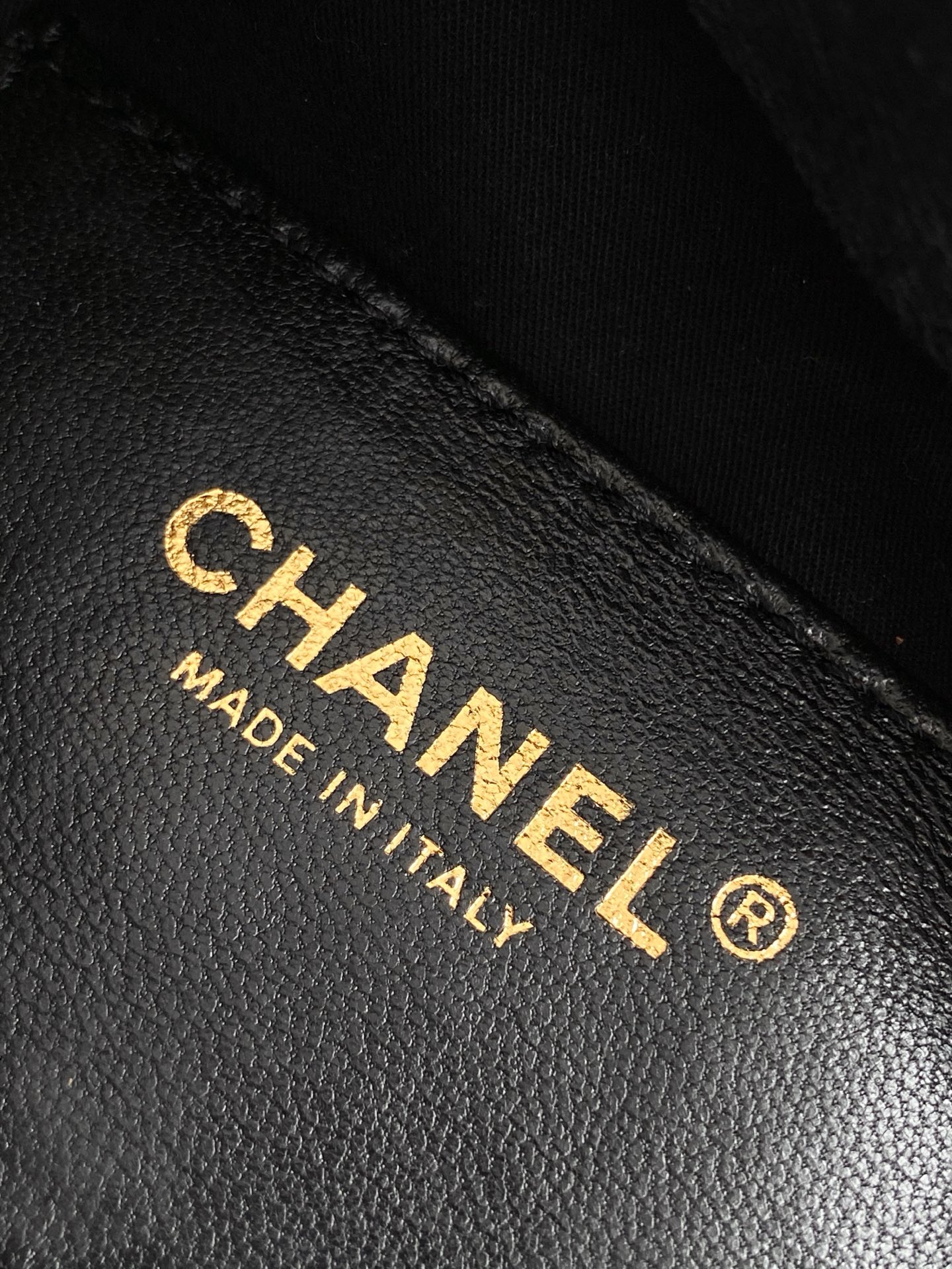 Chanel Denim Hobo Shoulder Bag Mini AS5631 - Image 9