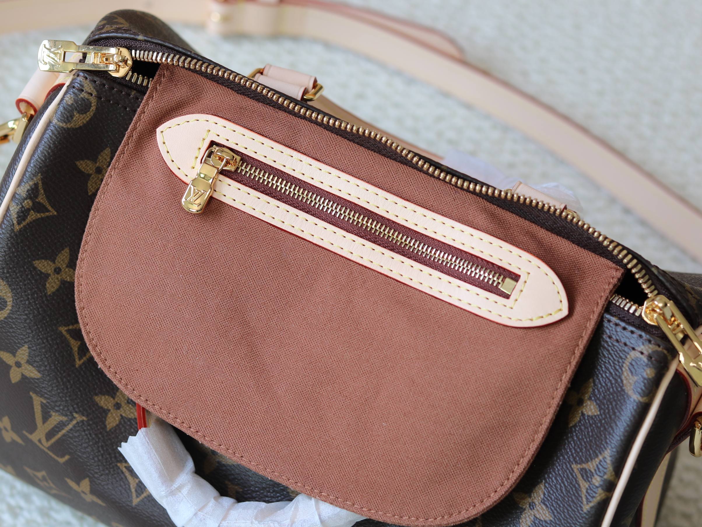 Louis Vuitton Speedy Bandoulière 25 Monogram Handbag - Image 9