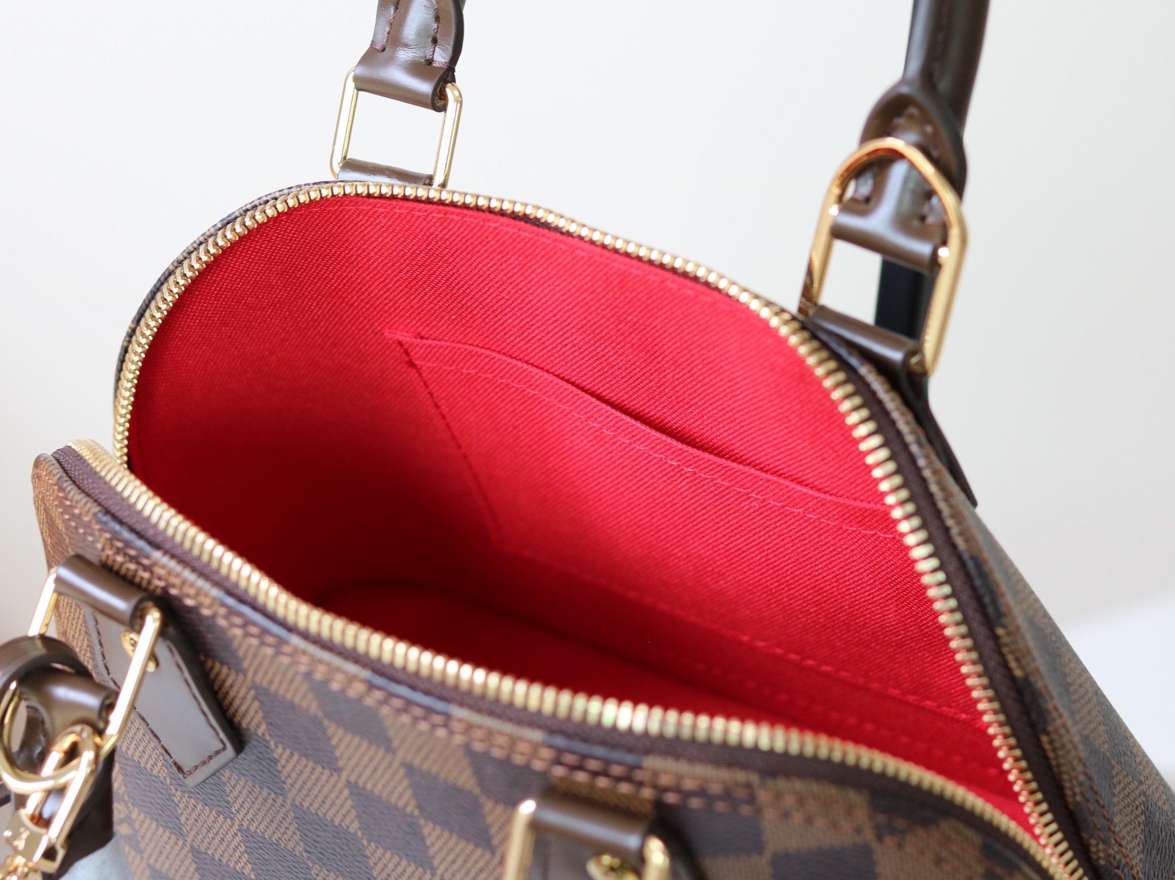 Louis Vuitton Alma BB Crossbody Bag in Damier Ebene Canvas - Image 9