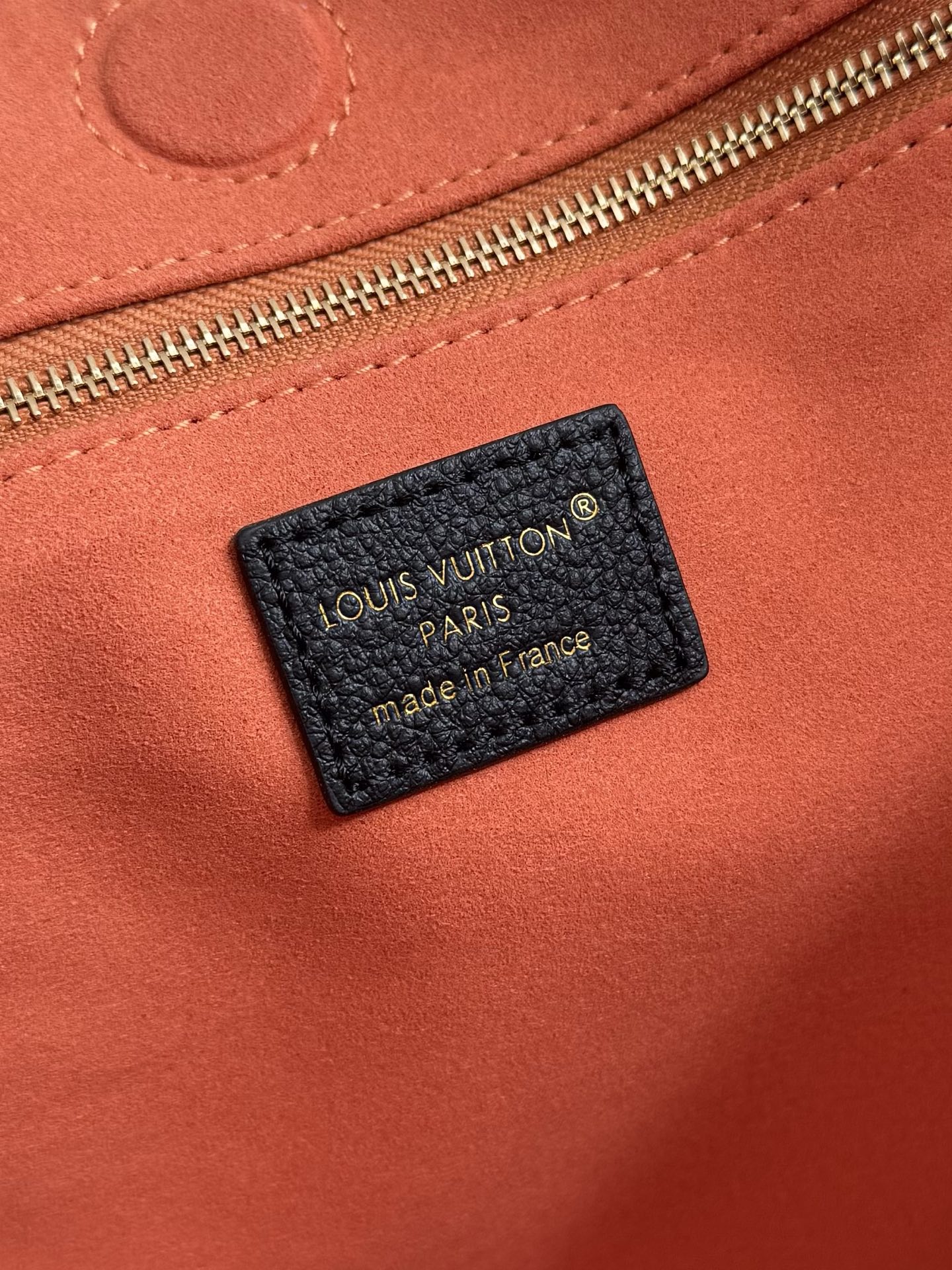 Louis Vuitton Anytime Handbag, Small, Monogram Empreinte Leather - Image 9