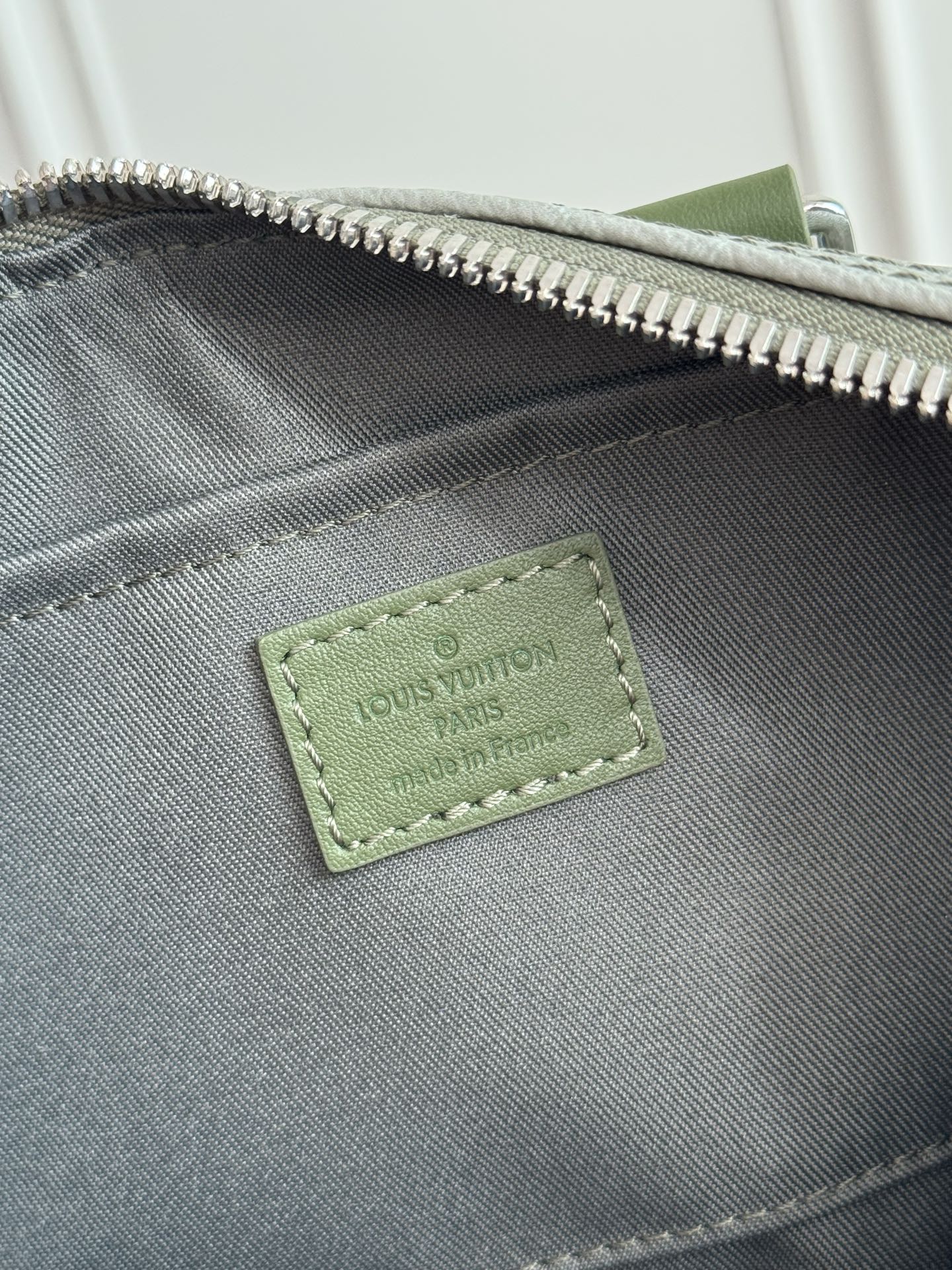 Louis Vuitton Keepall 25 Travel Bag in Monogram Eclipse Reverse Canvas - Image 9