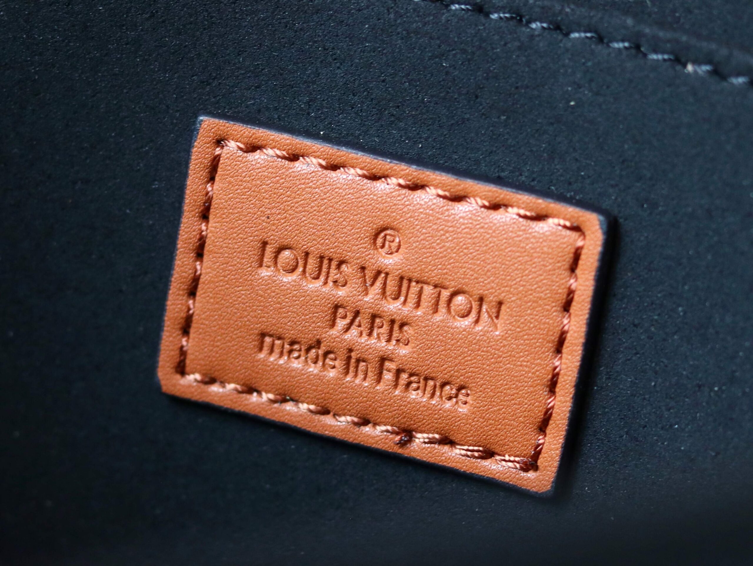Louis Vuitton Dauphine Crossbody Bag - Image 9