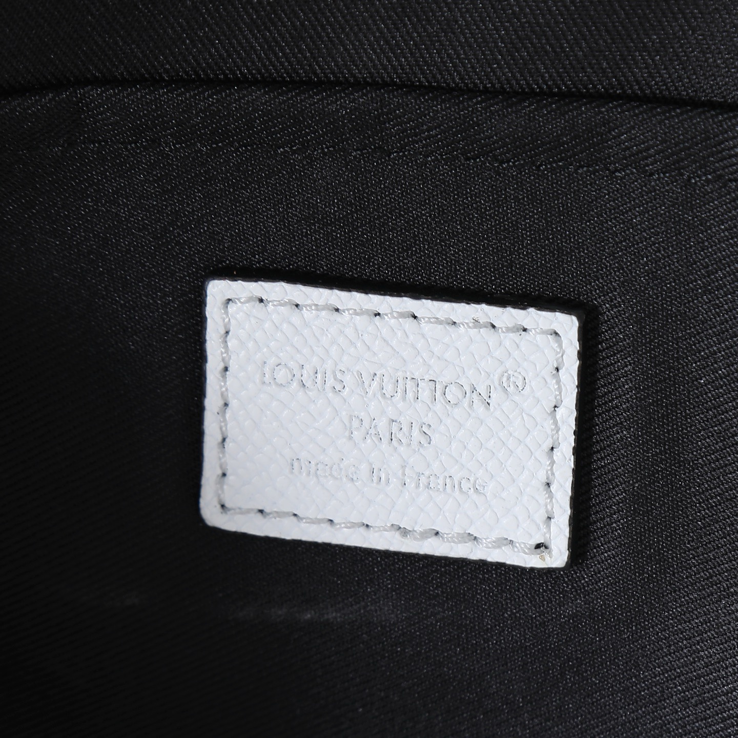 Louis Vuitton City Keepall M27644 Crossbody Bag in White Monogram - Image 9