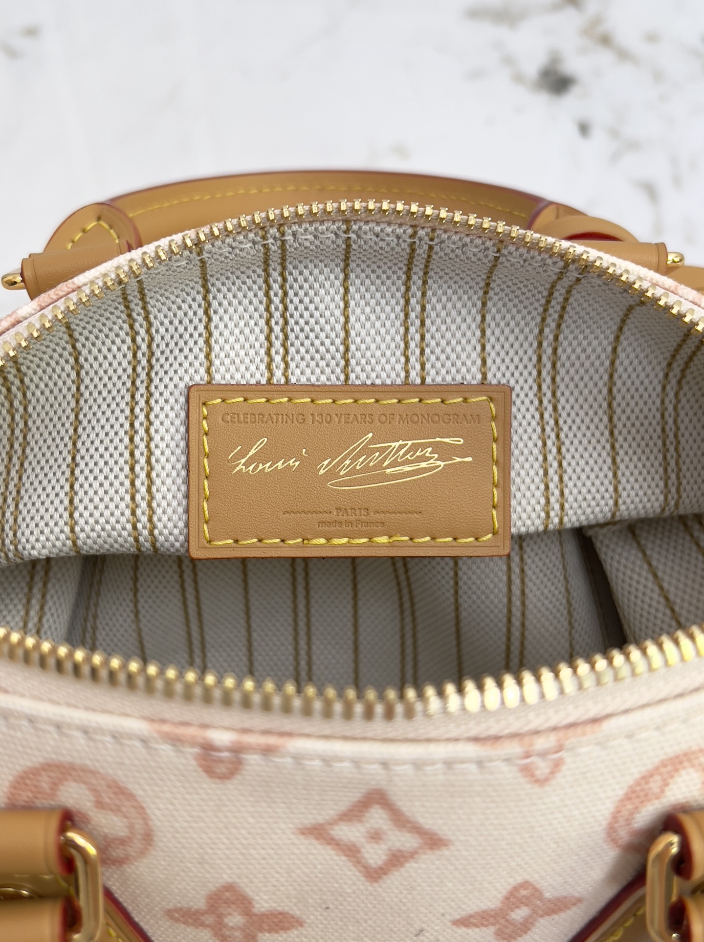 Louis Vuitton Speedy Bandoulière 20 Handbag - Image 9