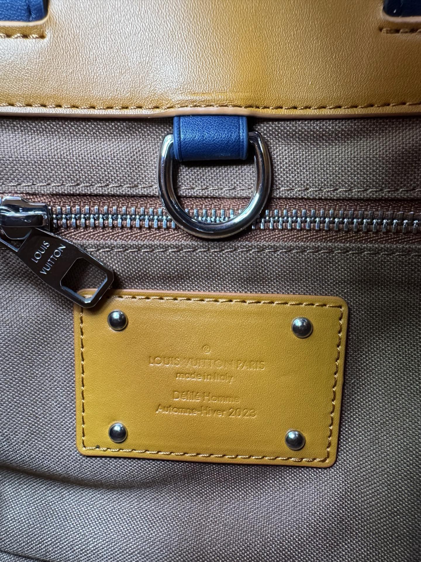 Mini Shopper Tote in Yellow, Army Green, and Pink - Image 9