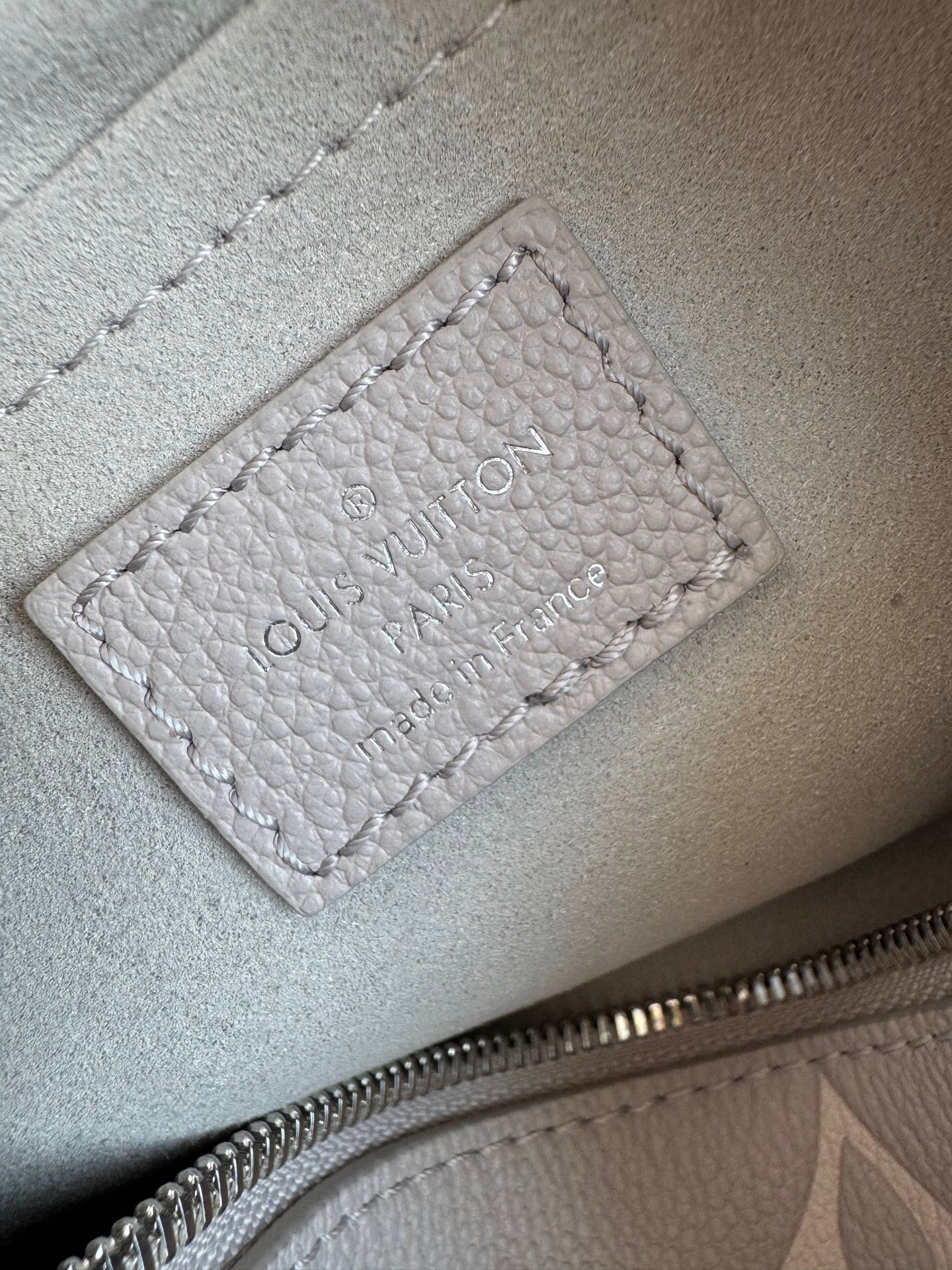Louis Vuitton Speedy Bandouliere 20 Handbag - Image 9