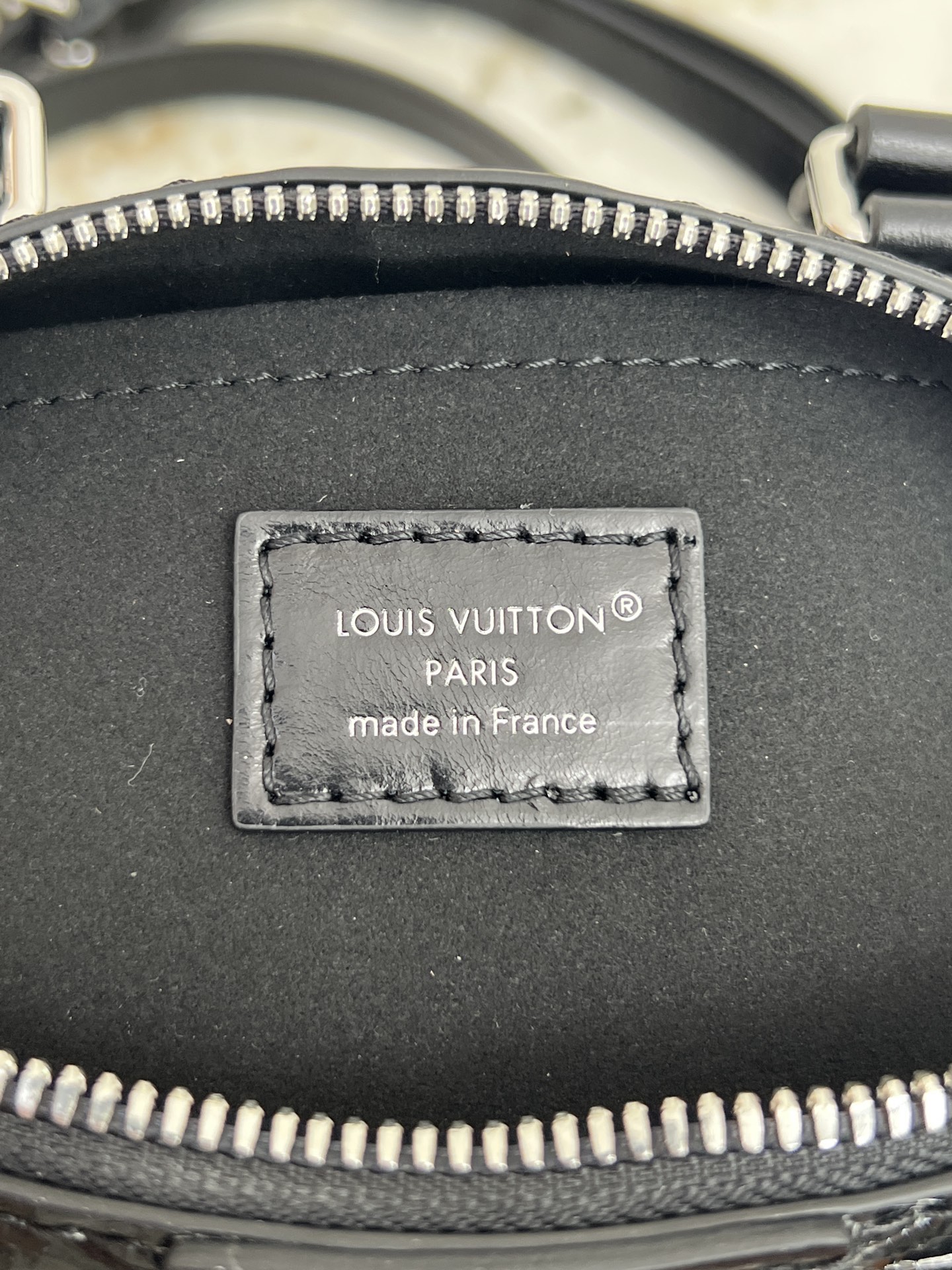 Louis Vuitton Speedy Trunk 20 Handbag - Image 9