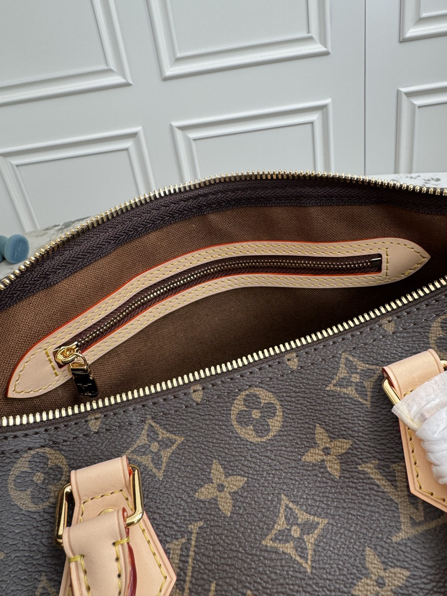 Louis Vuitton Speedy Bandoulière 30 Handbag - Image 9