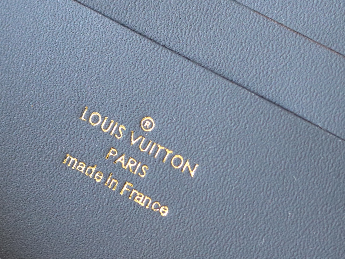 Louis Vuitton Wallet On Chain Ivy Crossbody Bag - Image 9