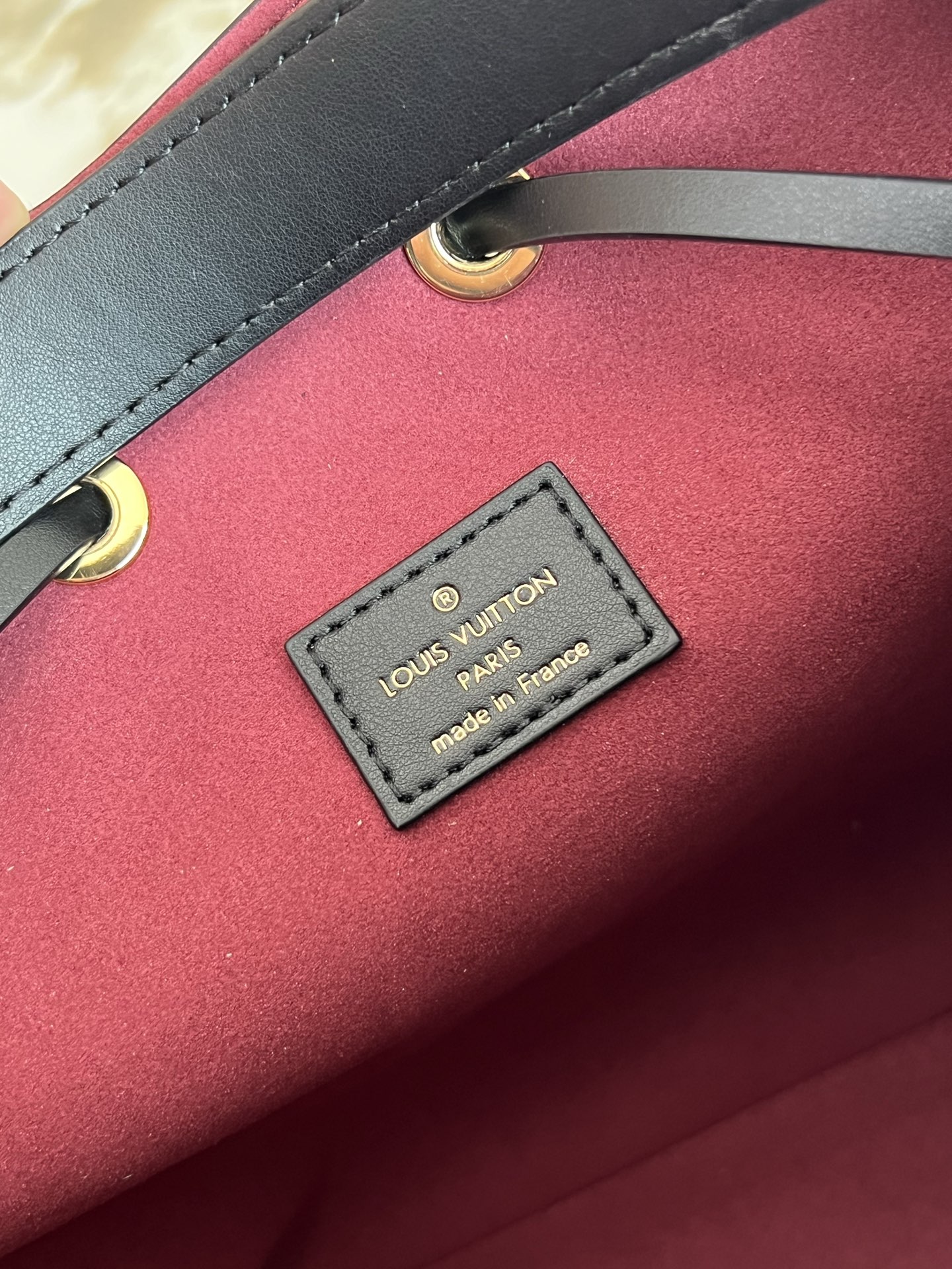 Louis Vuitton NéoNoé MM Monogram Bucket Bag - Image 9