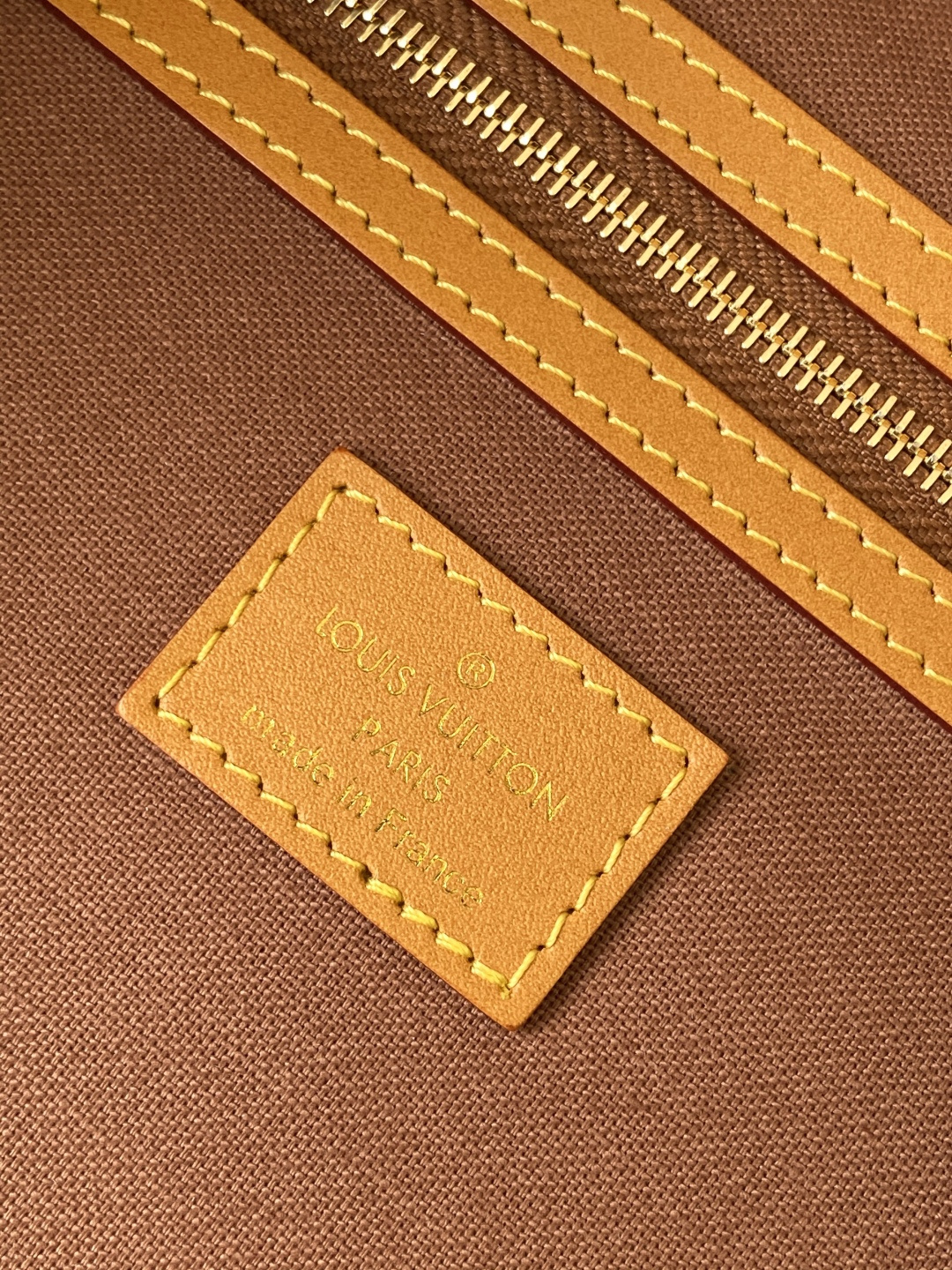 Louis Vuitton Metis Handbag M14018 in Monogram Canvas - Image 9