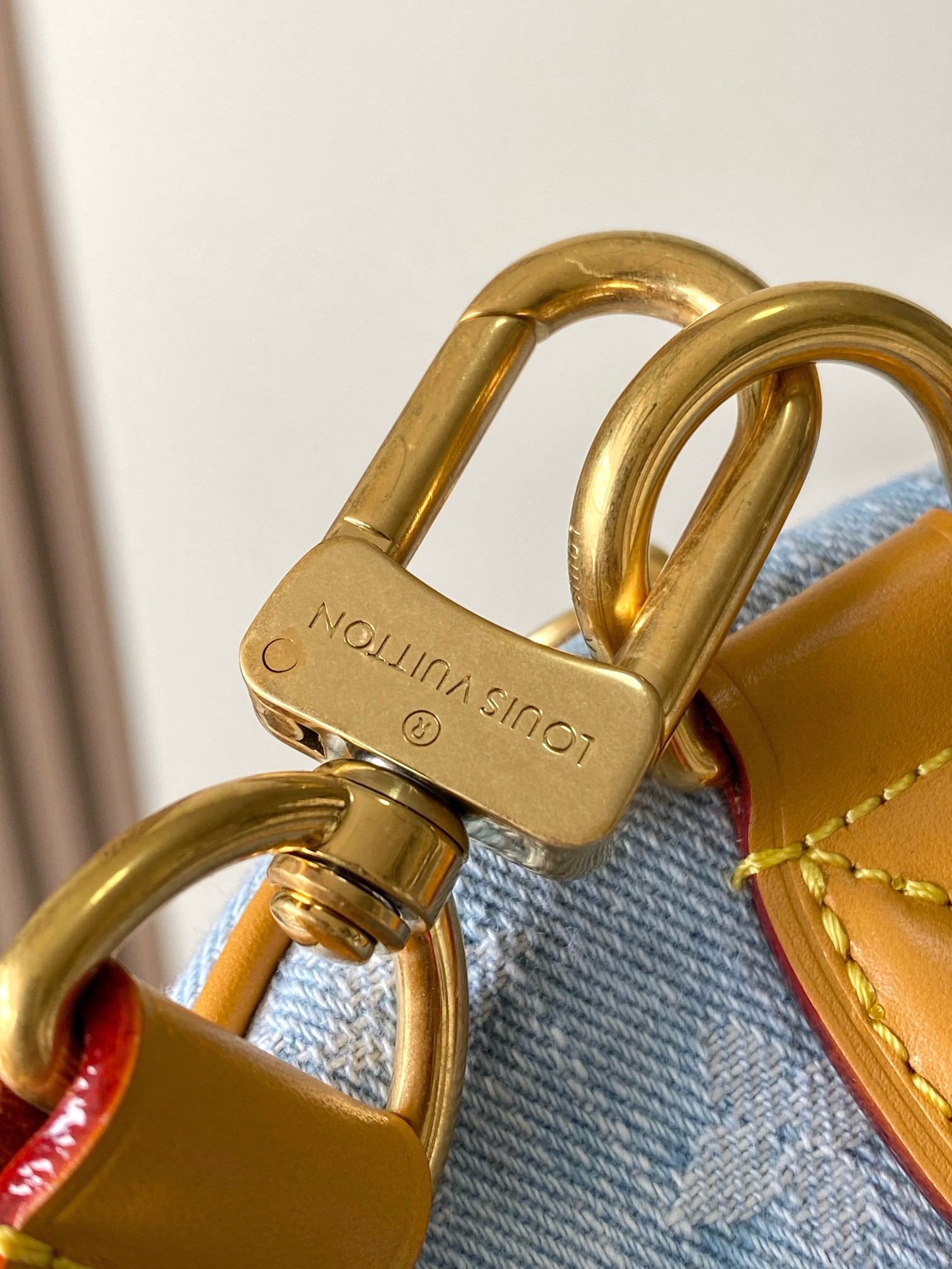 Louis Vuitton Speedy 30 Bandoulière Handbag - Image 9