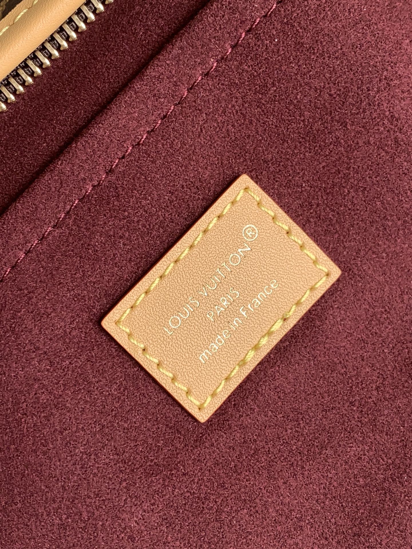 Louis Vuitton Carryall East West Monogram Handbag - Image 9