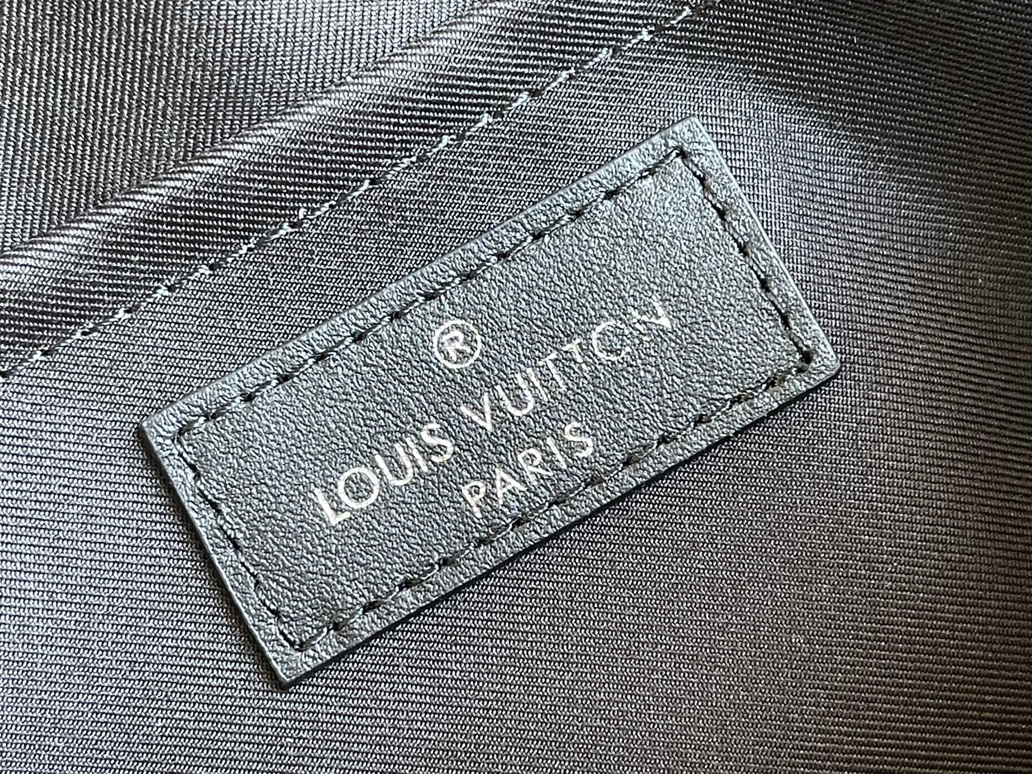 Louis Vuitton City Keepall Travel Bag M45936 - Image 9