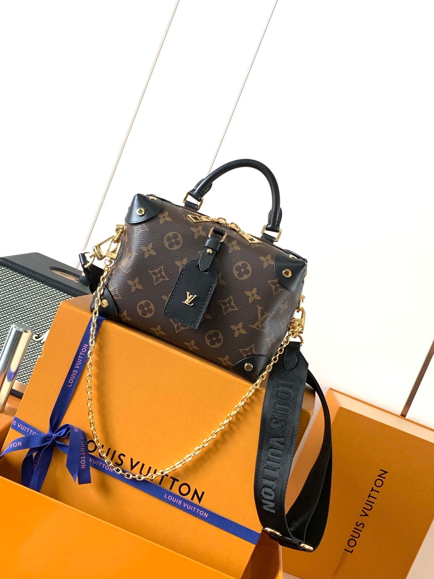 Louis Vuitton Petite Malle Souple Handbag - Image 9