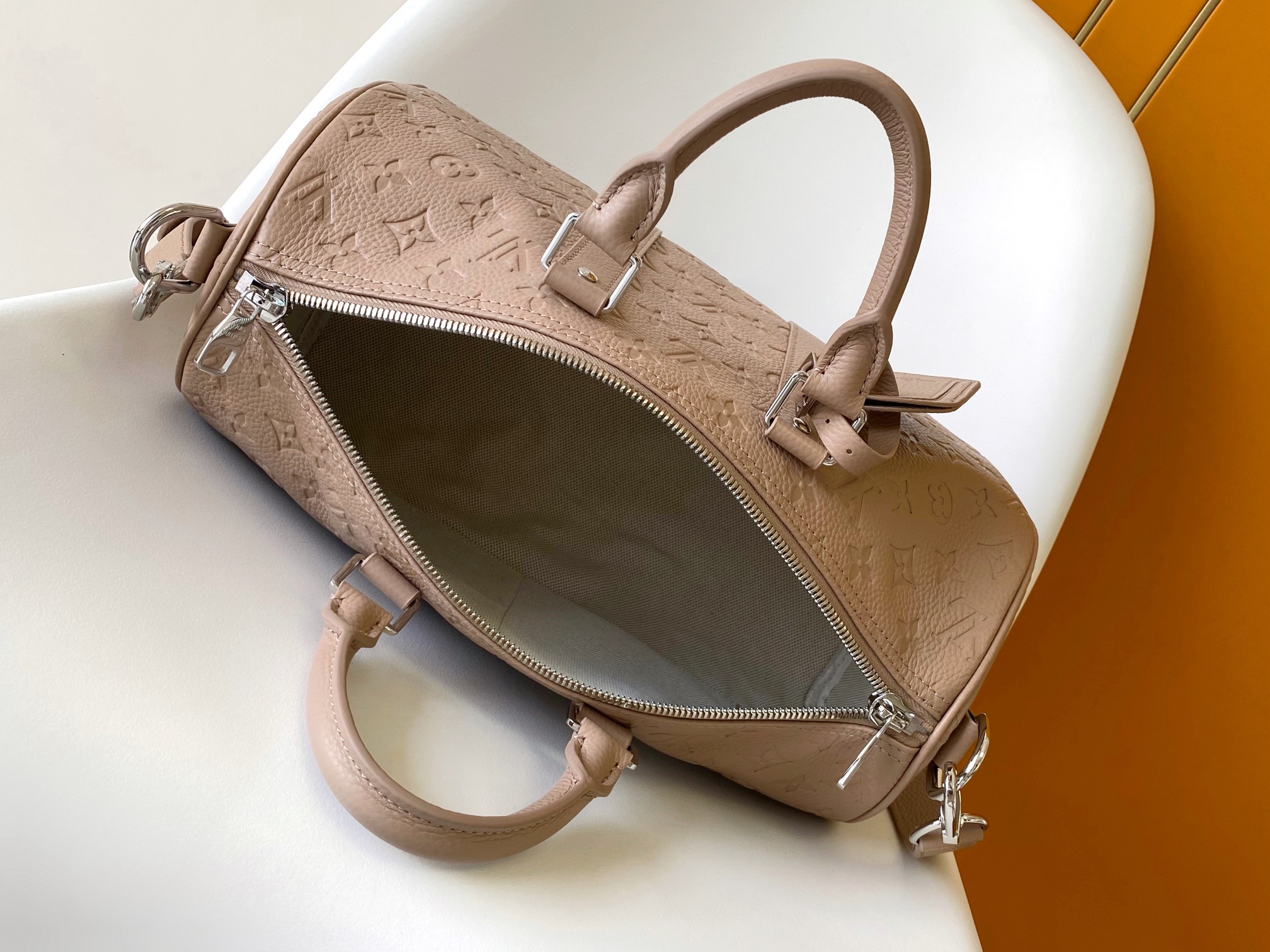 Louis Vuitton Keepall Bandouliere 35 Monogram Eclipse Travel Bag - Image 9