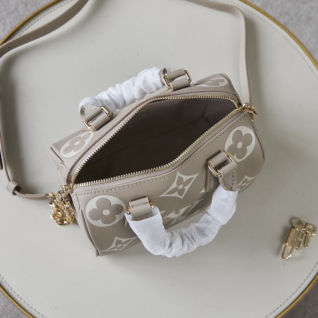 Louis Vuitton Speedy Bandoulière 20 Monogram Empreinte Leather Bag - Image 9