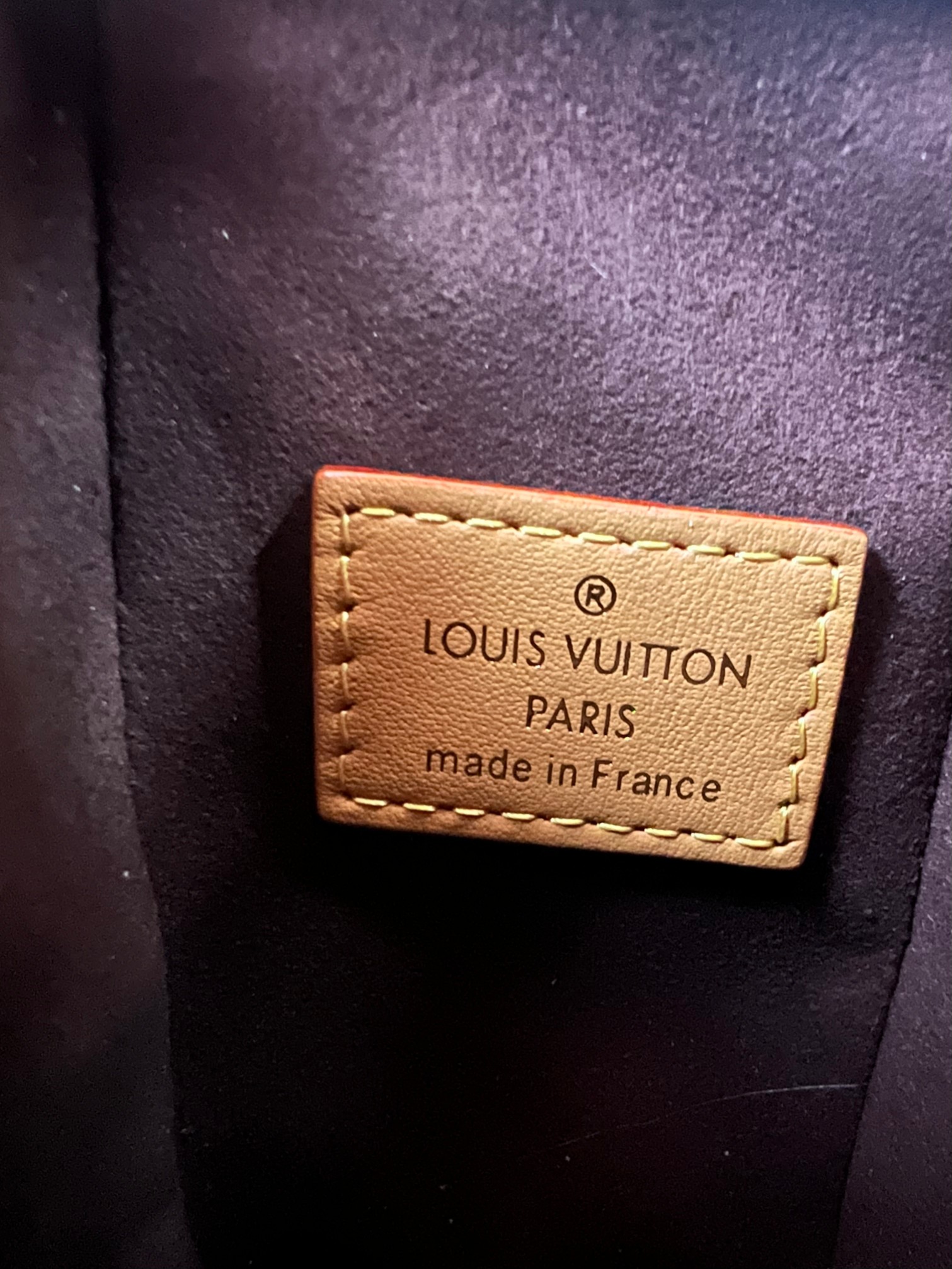 Louis Vuitton Monogram Box-Style Handbag M46815 - Image 9