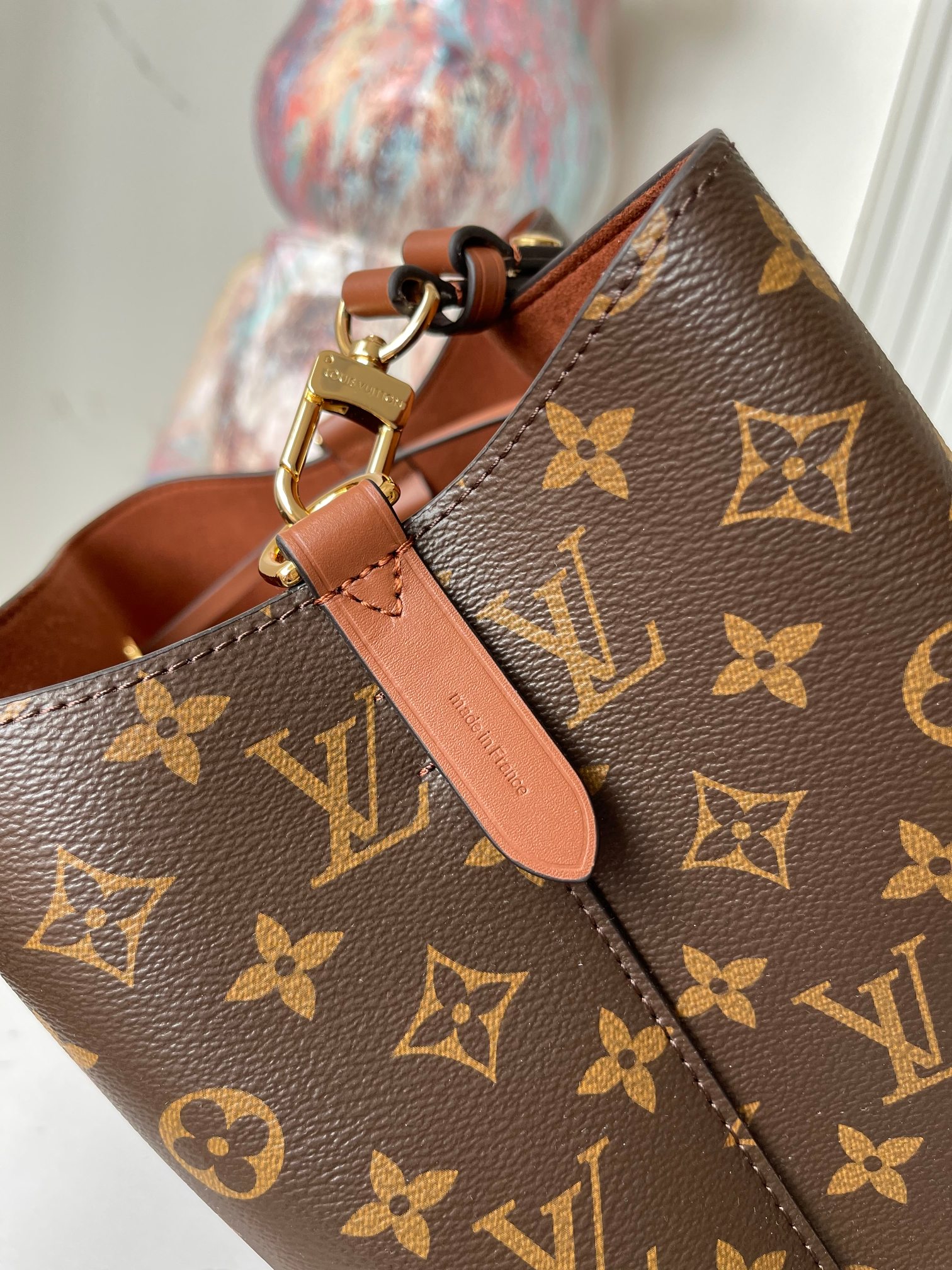 Louis Vuitton NeoNoe Monogram Bucket Crossbody Bag M44887 – Caramel - Image 9